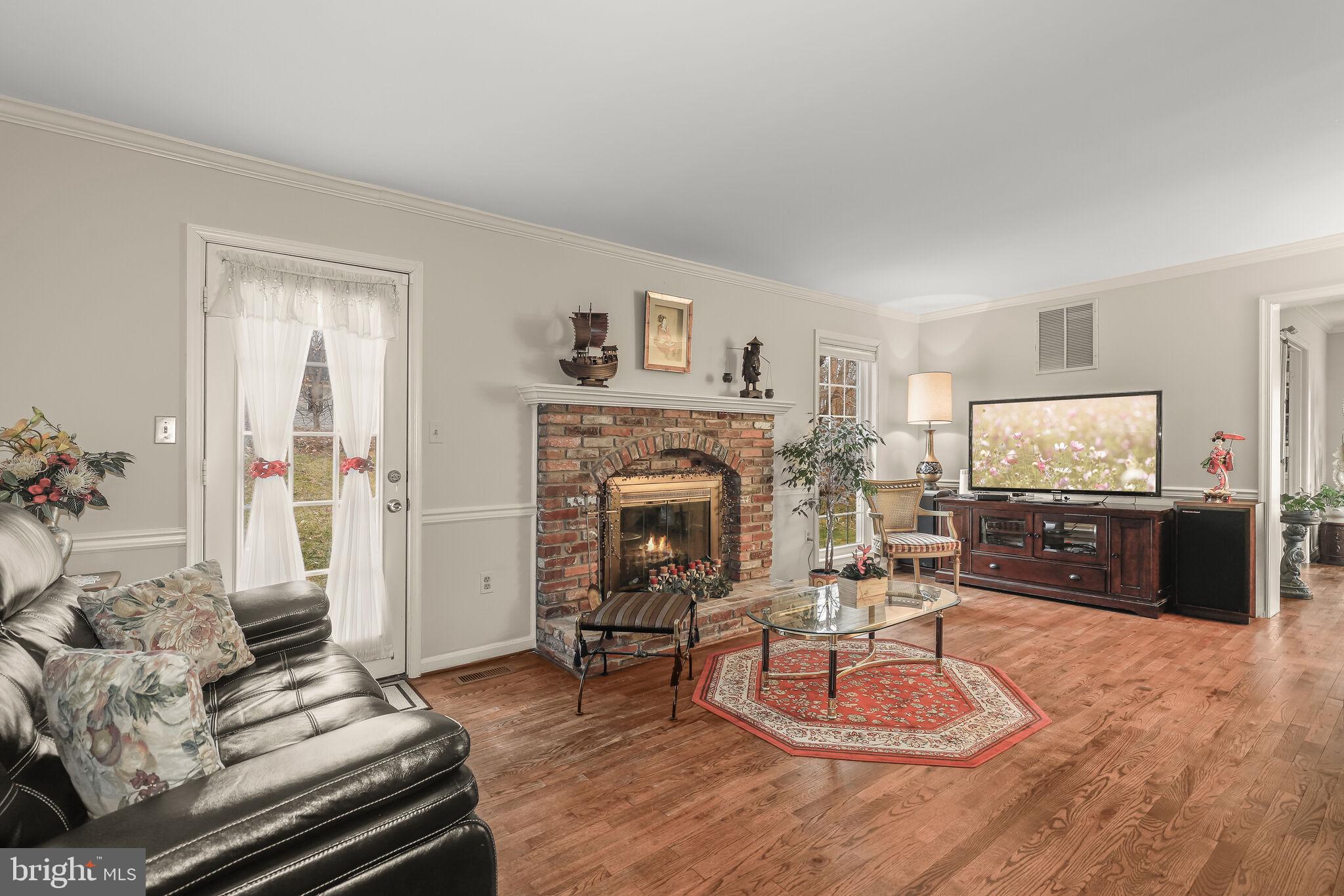 LONGMEAD - Residential