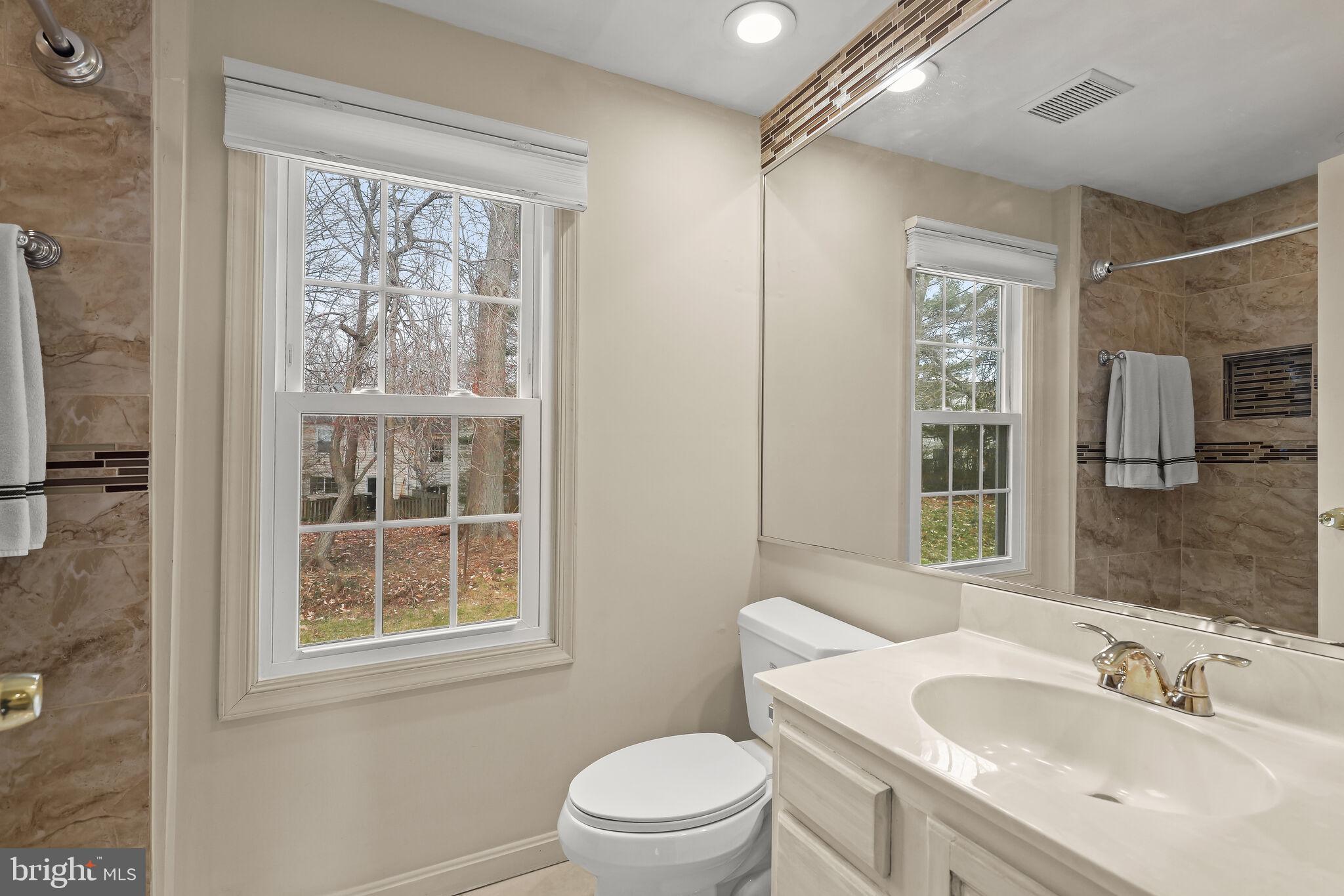 LONGMEAD - Residential