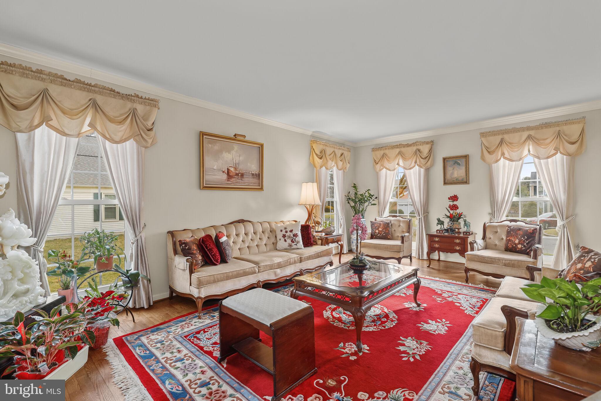 LONGMEAD - Residential