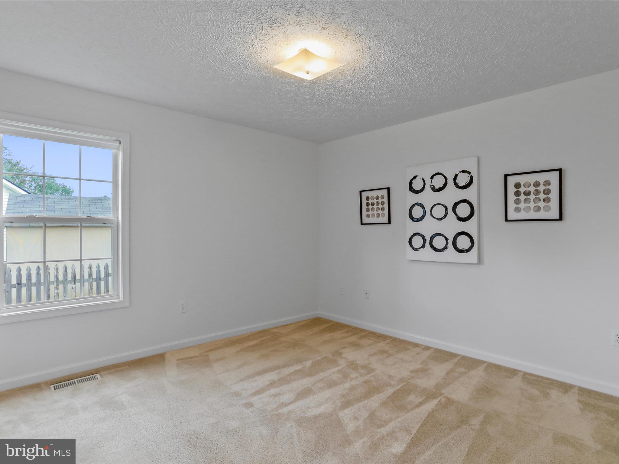 RIDGEFIELD - Residential