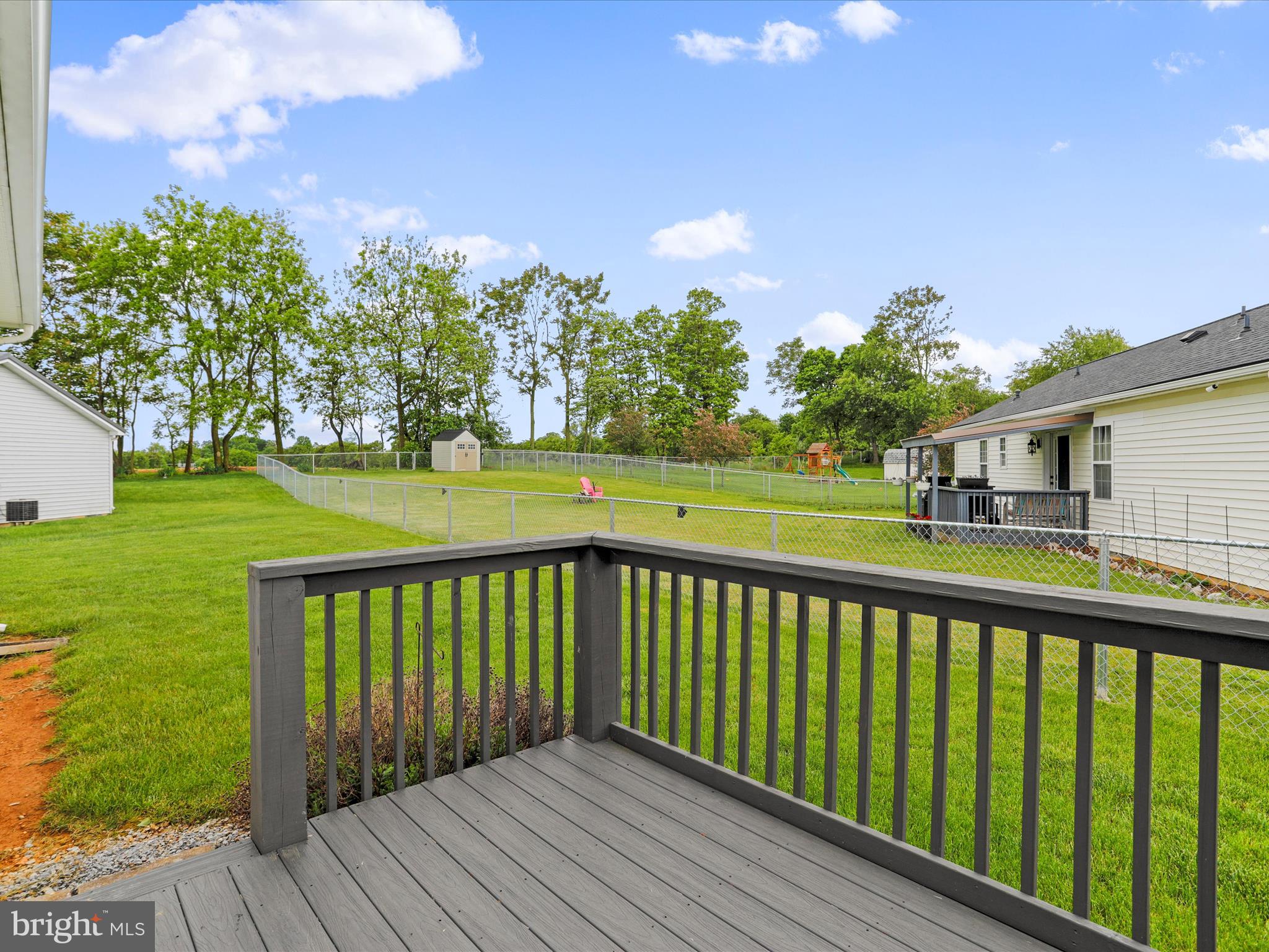 RIDGEFIELD - Residential