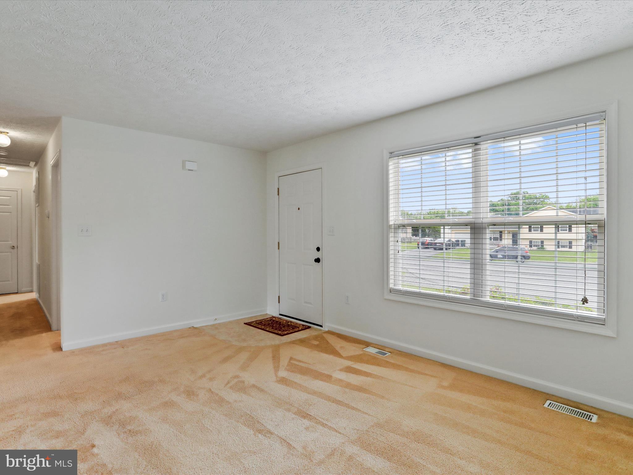 RIDGEFIELD - Residential