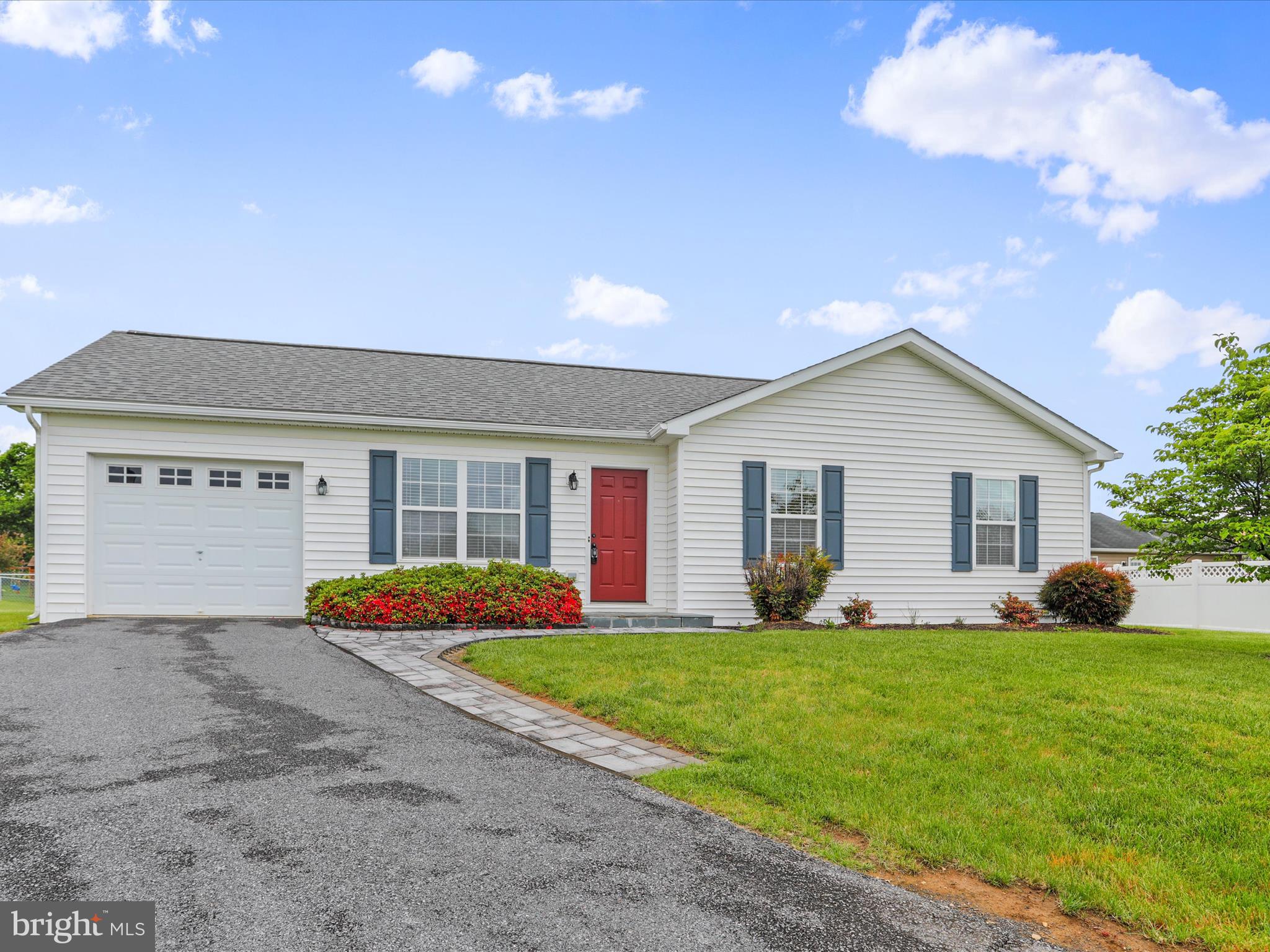 RIDGEFIELD - Residential