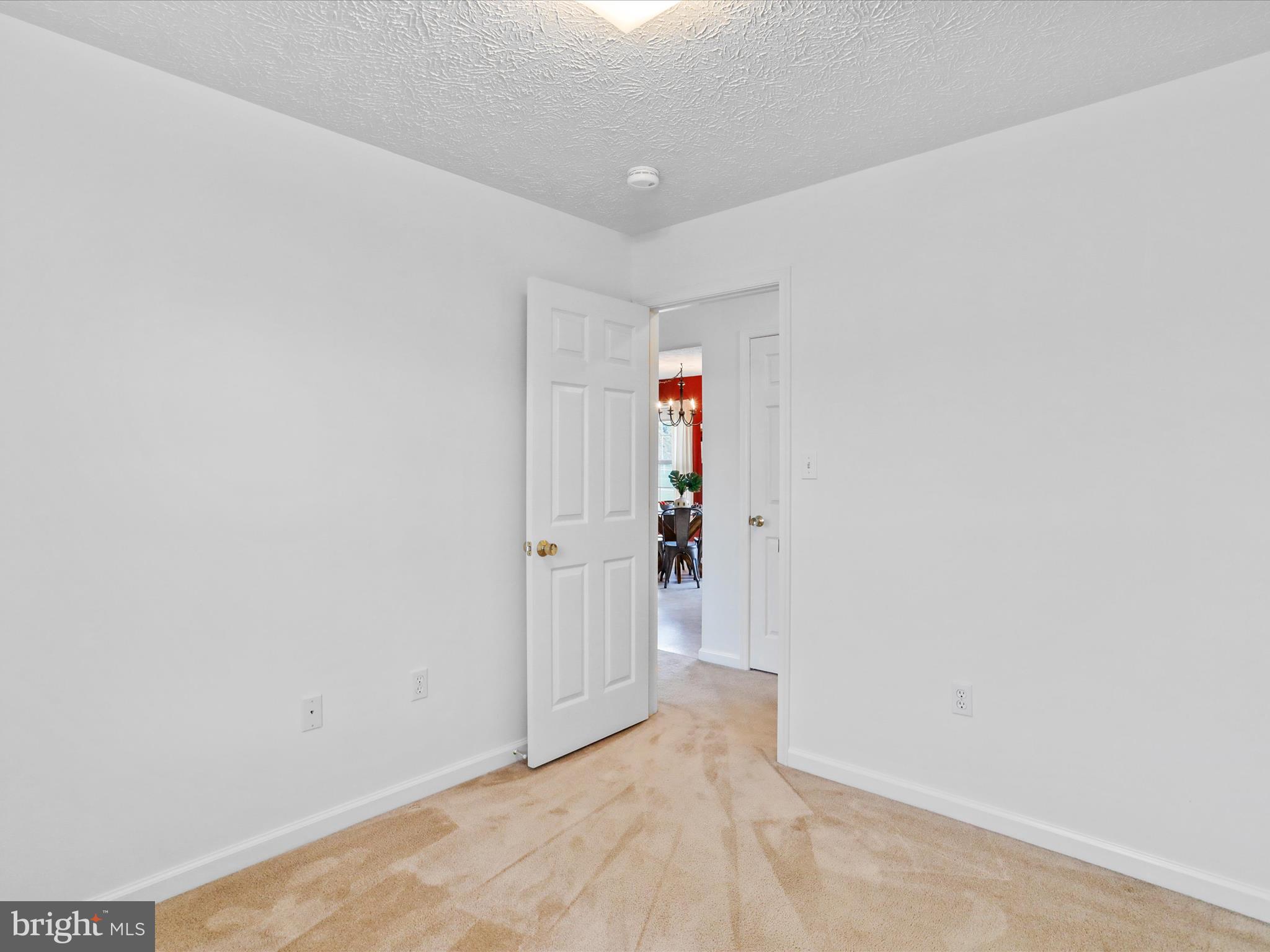 RIDGEFIELD - Residential