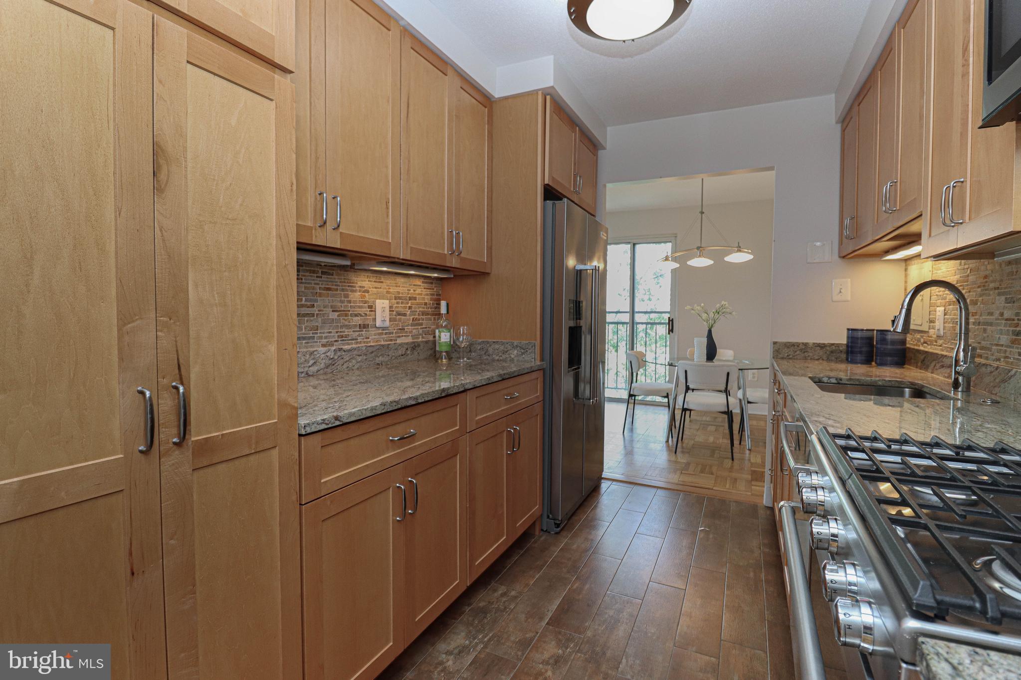700 7TH STREET SW 702