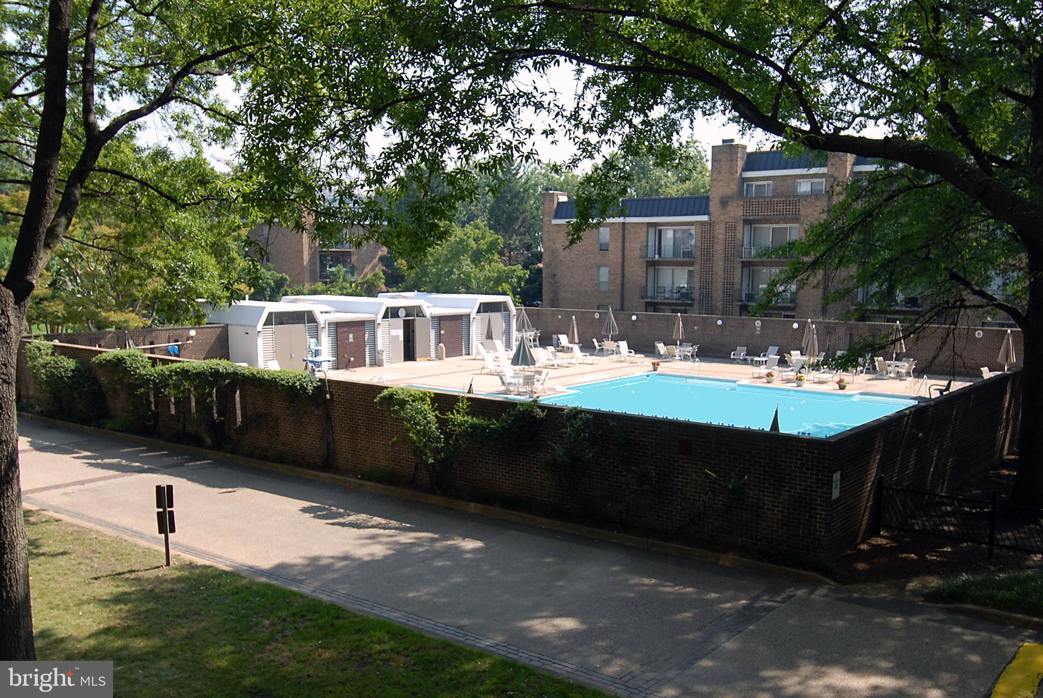 700 7TH STREET SW 702