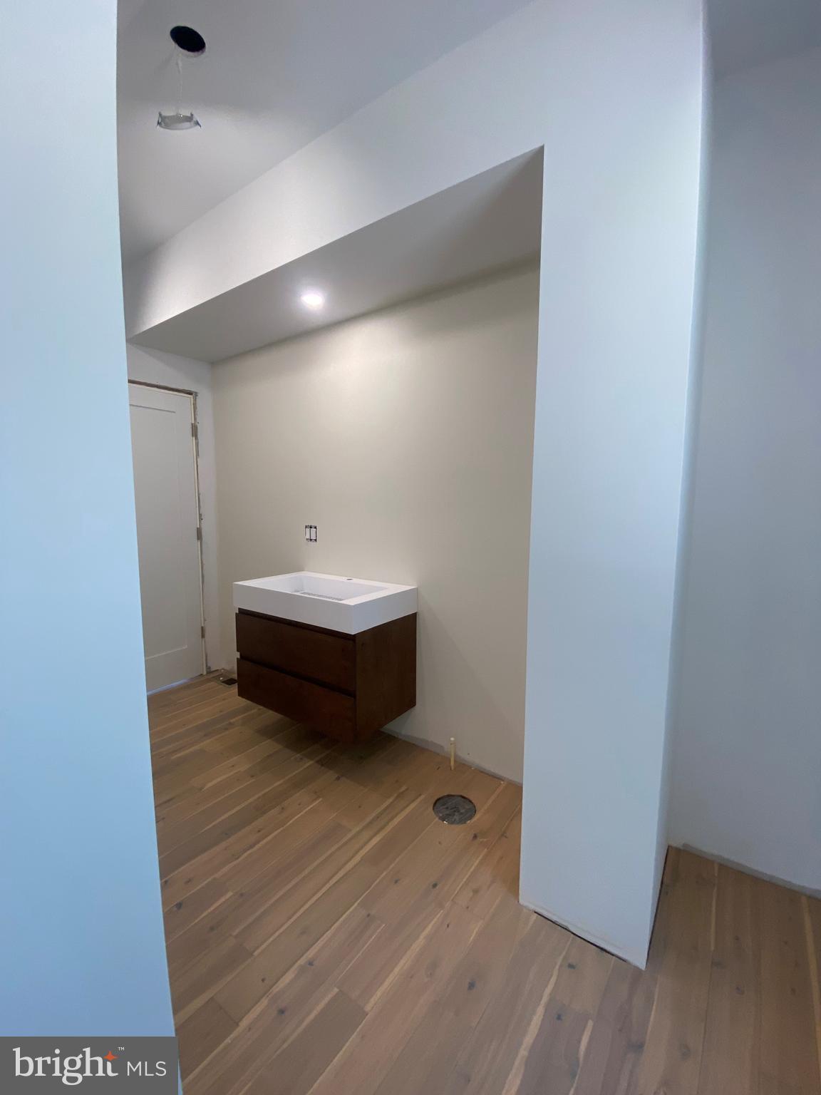 SLEEPY CREEK FARMS - Residential