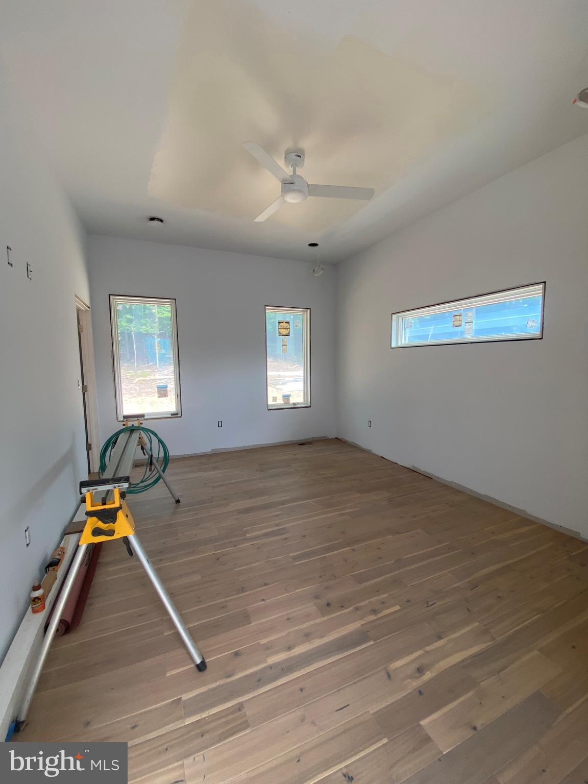 SLEEPY CREEK FARMS - Residential