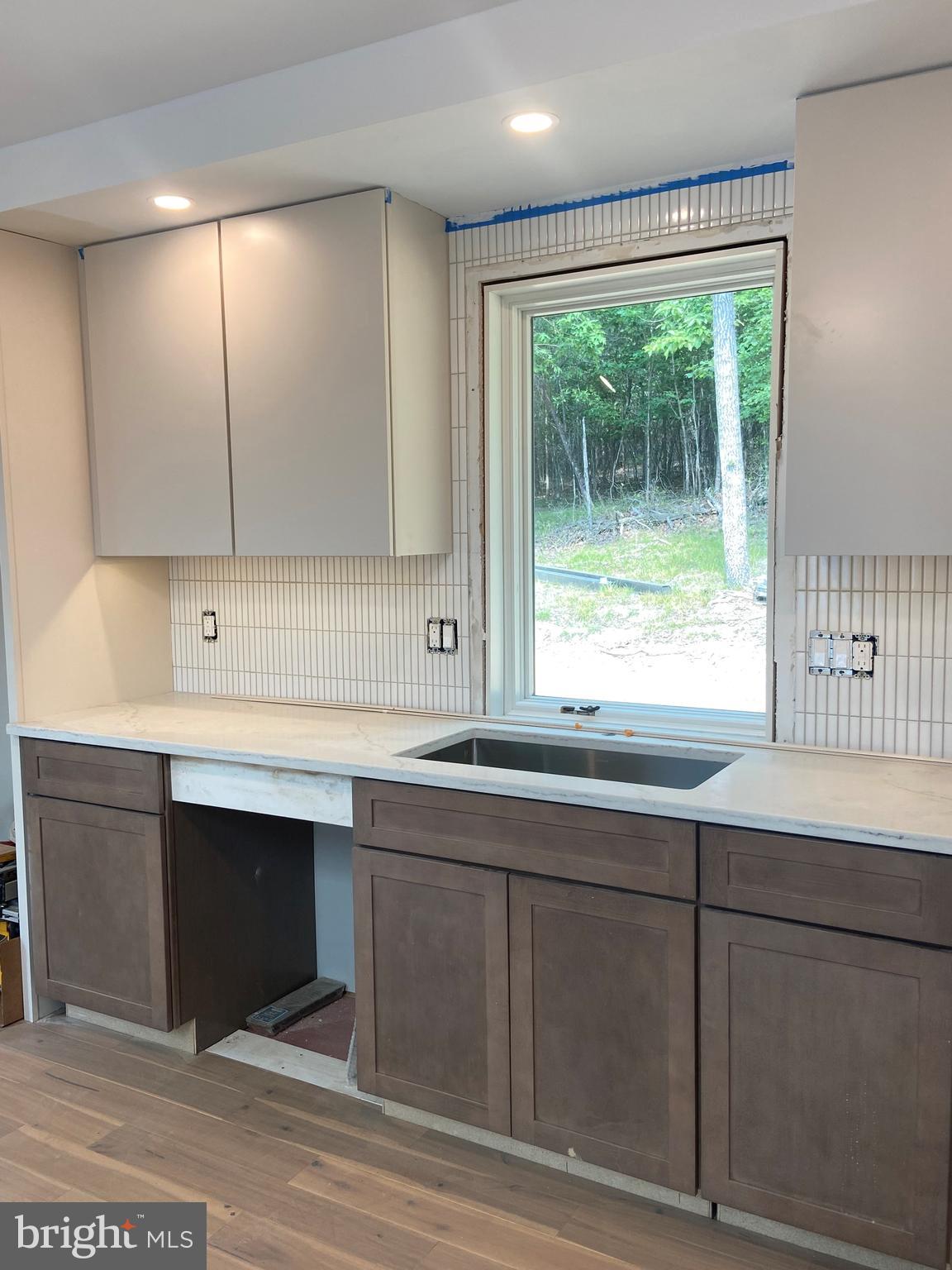 SLEEPY CREEK FARMS - Residential