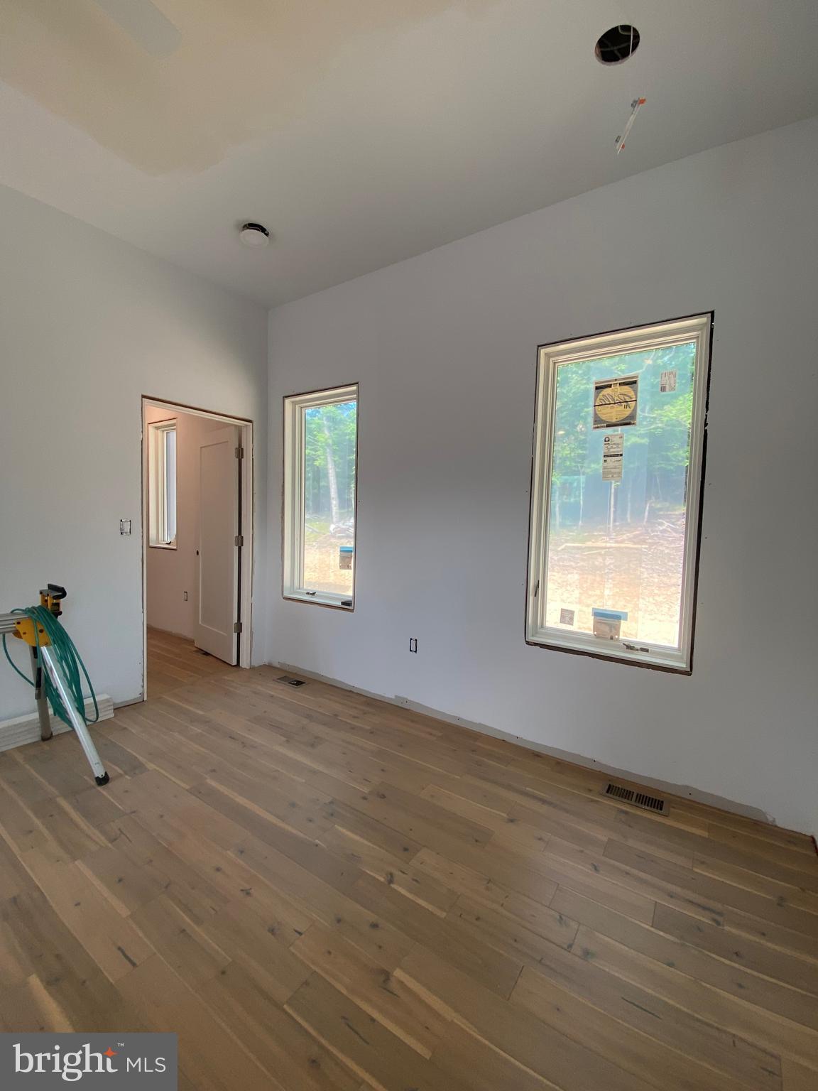 SLEEPY CREEK FARMS - Residential