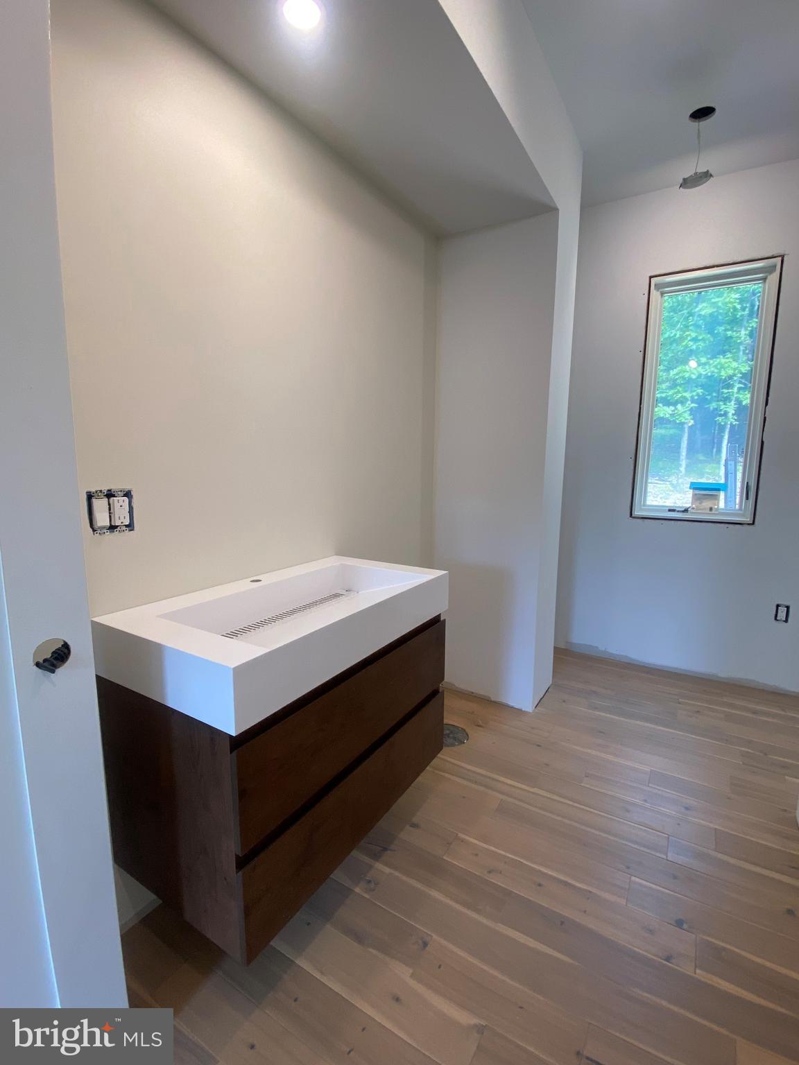 SLEEPY CREEK FARMS - Residential