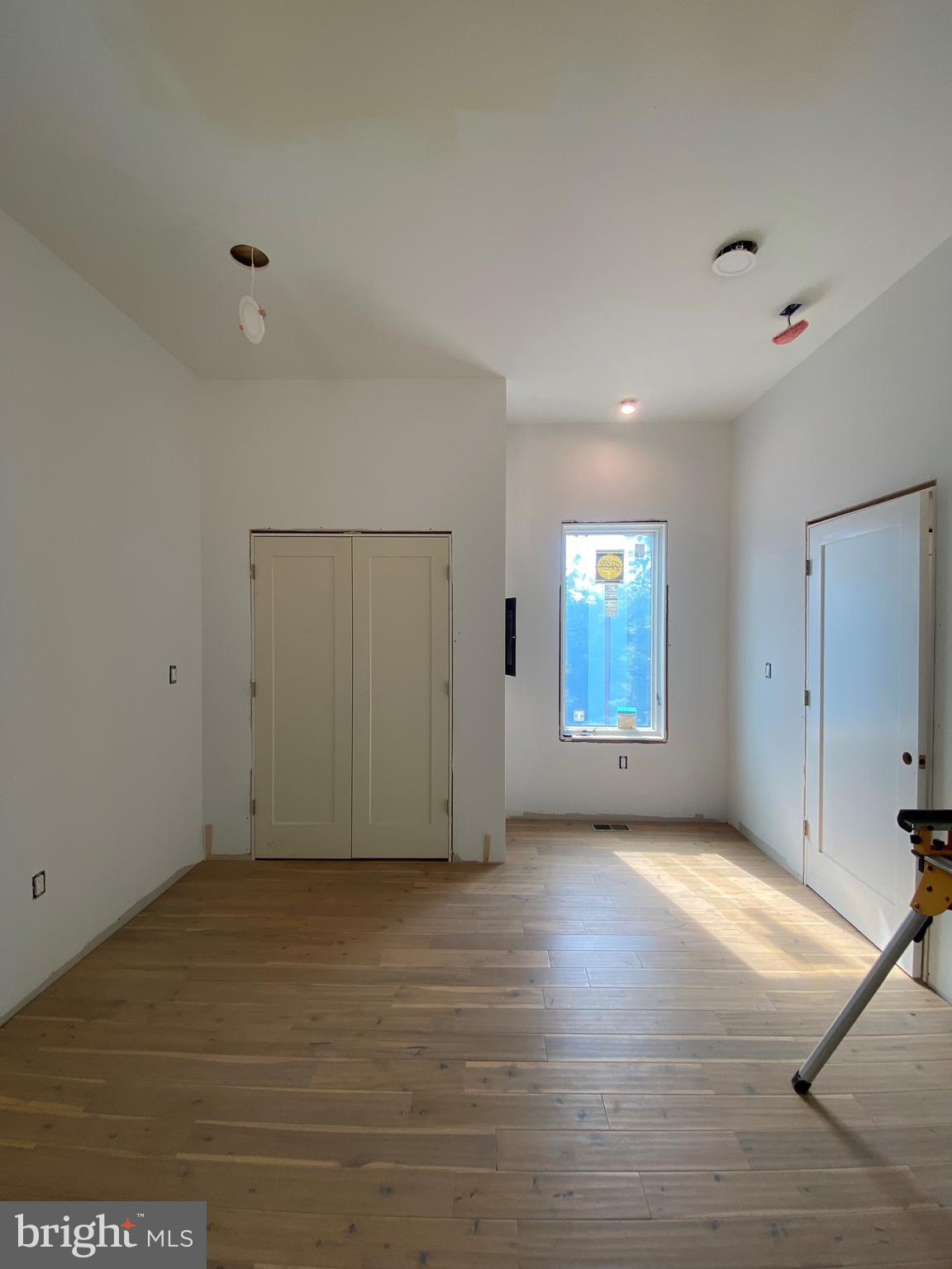 SLEEPY CREEK FARMS - Residential