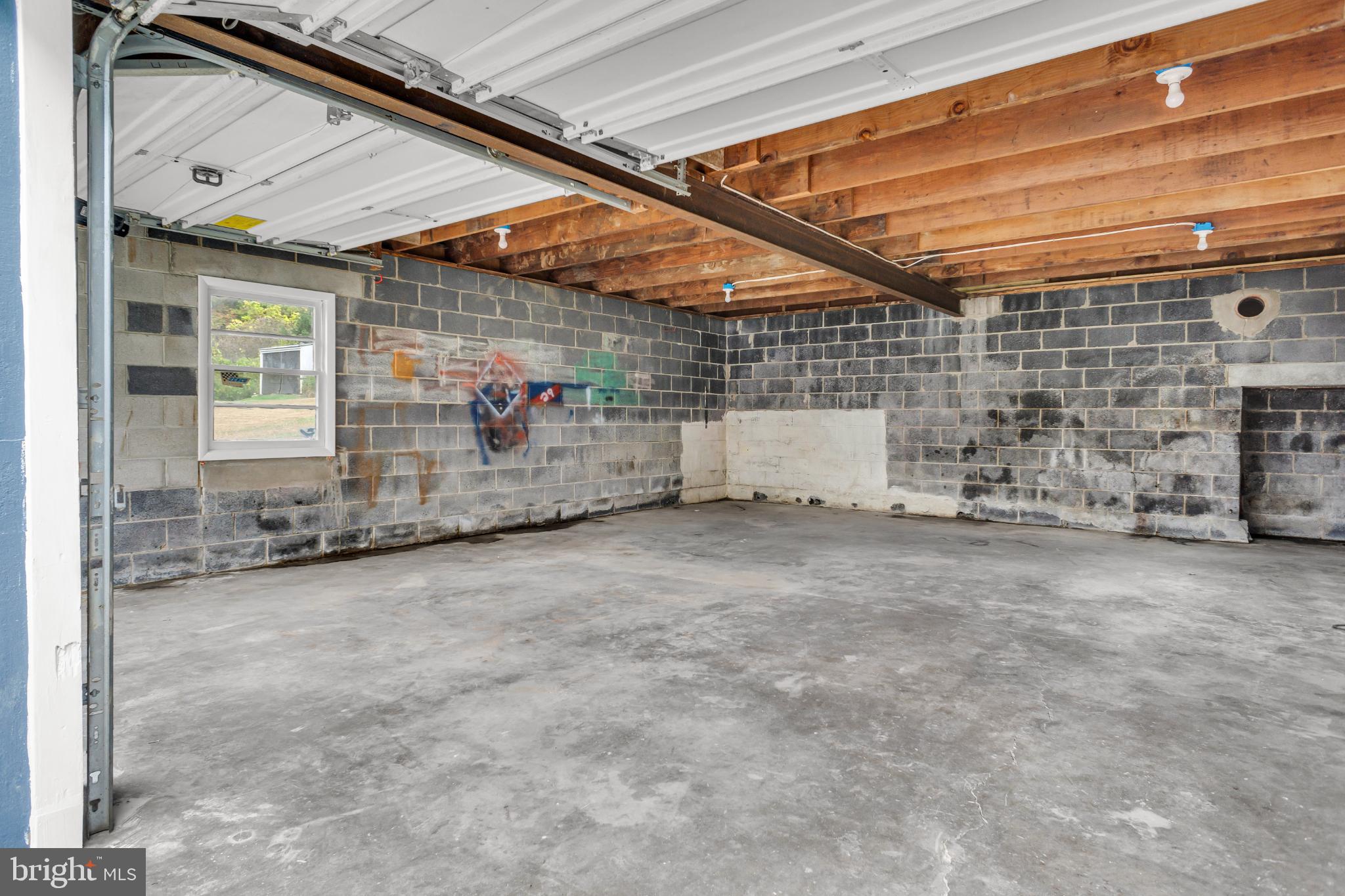 ELIZABETHVILLE BOROUGH - Residential