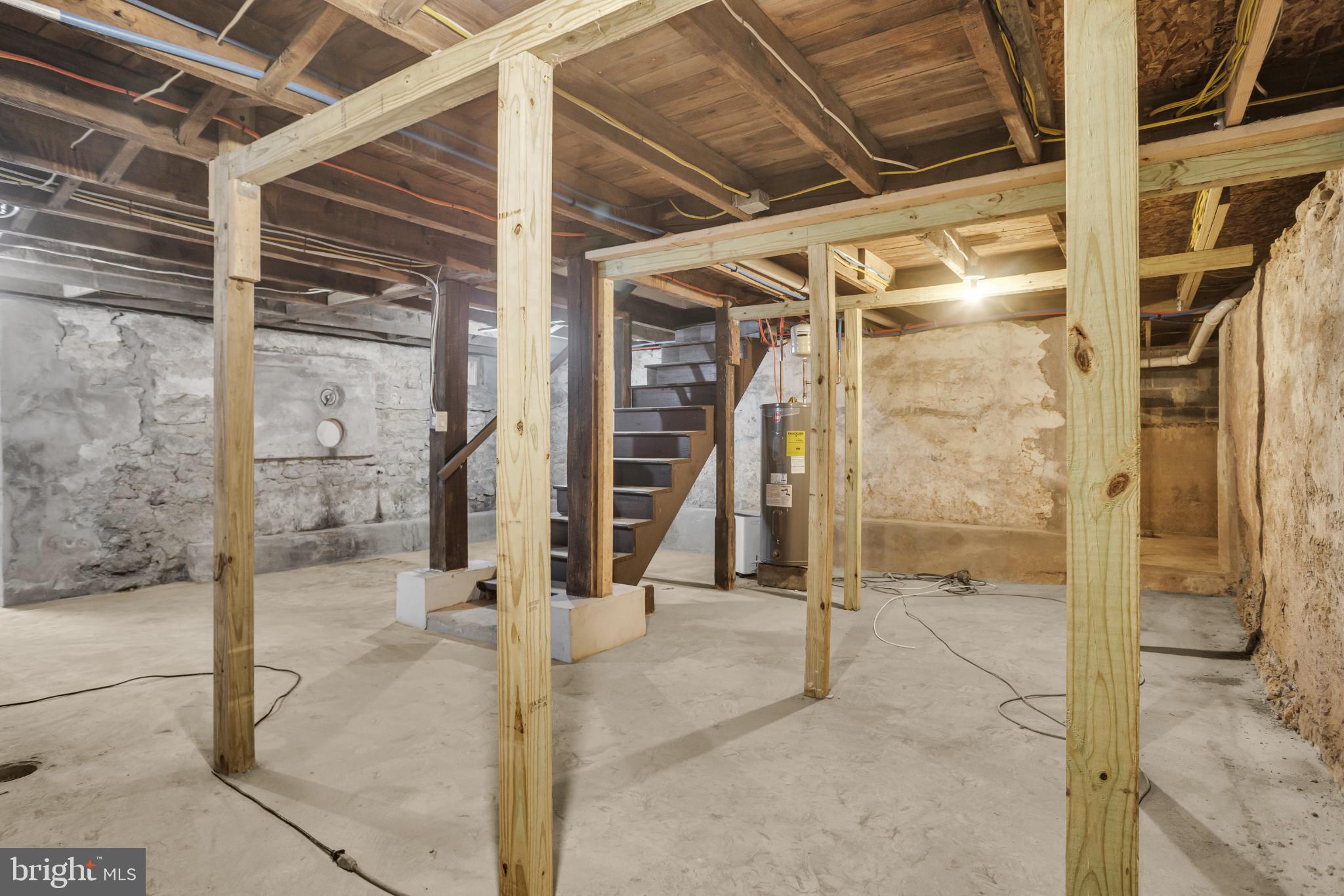 ELIZABETHVILLE BOROUGH - Residential