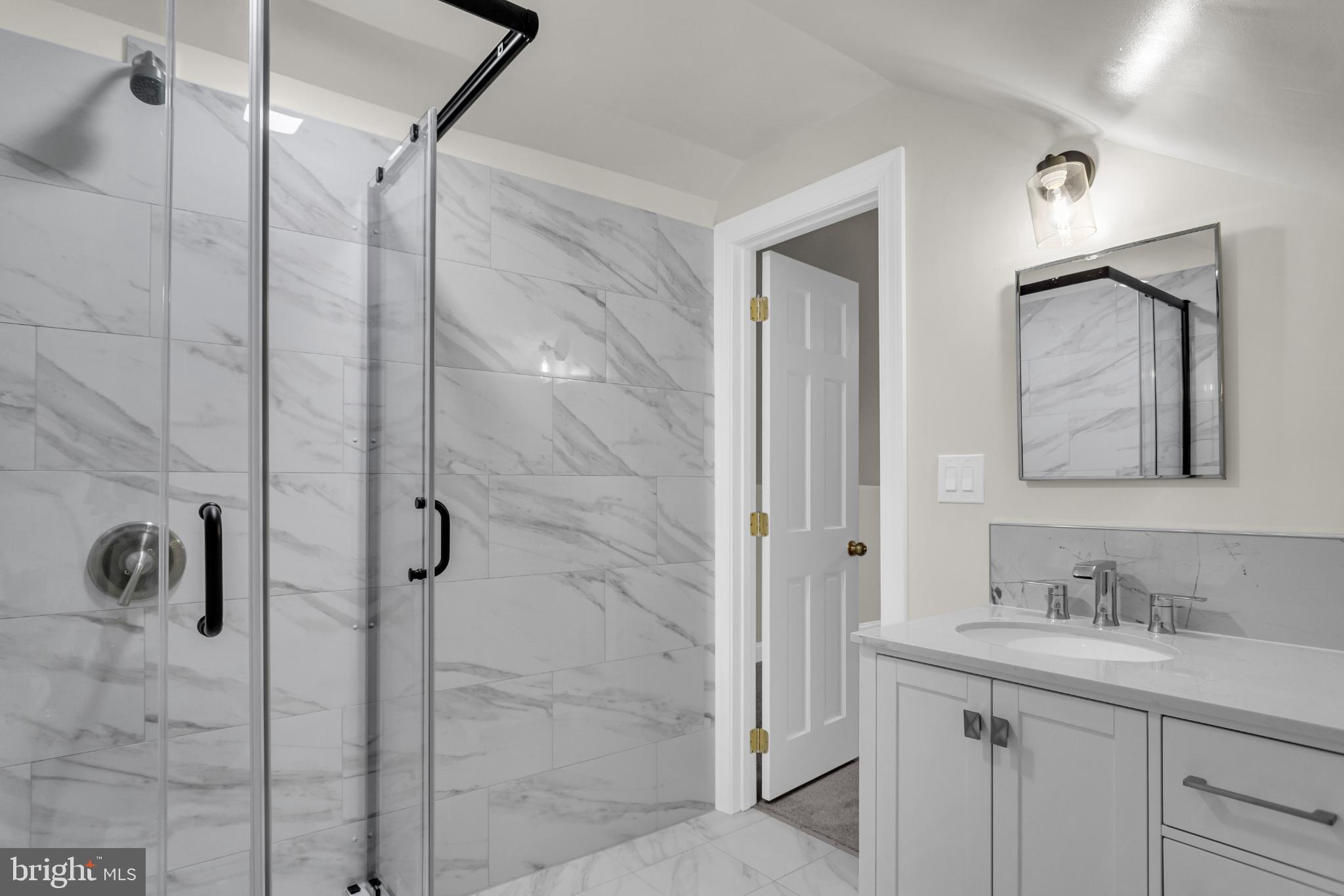 ELIZABETHVILLE BOROUGH - Residential