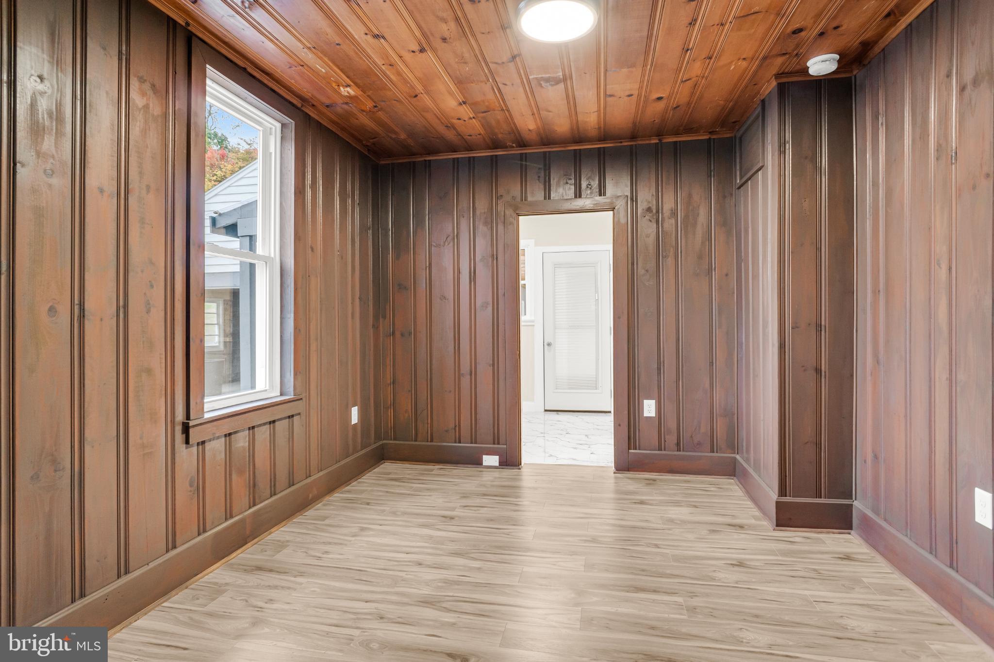 ELIZABETHVILLE BOROUGH - Residential