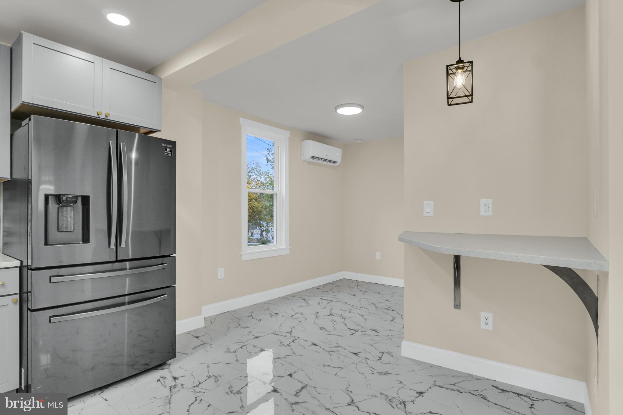 132 E ARCH STREET