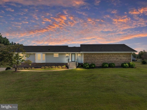 Photo of 4703 Angus Drive, GAINESVILLE, VA 20155 (MLS # VAPW2130816)
