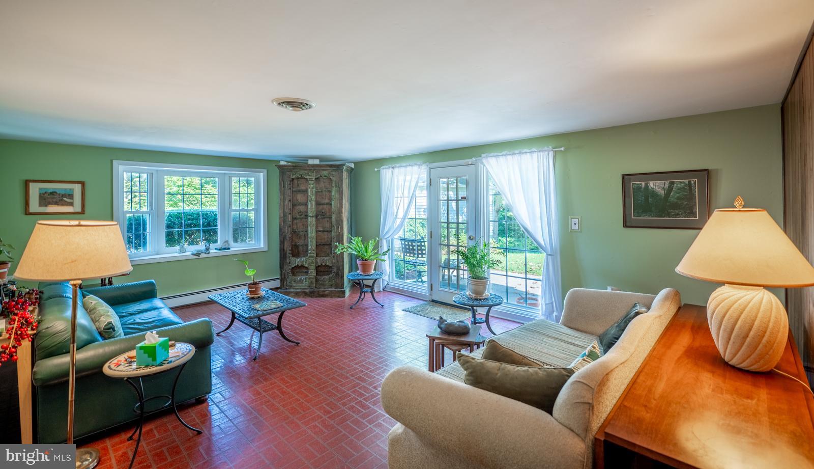 FOXCROFT - Residential