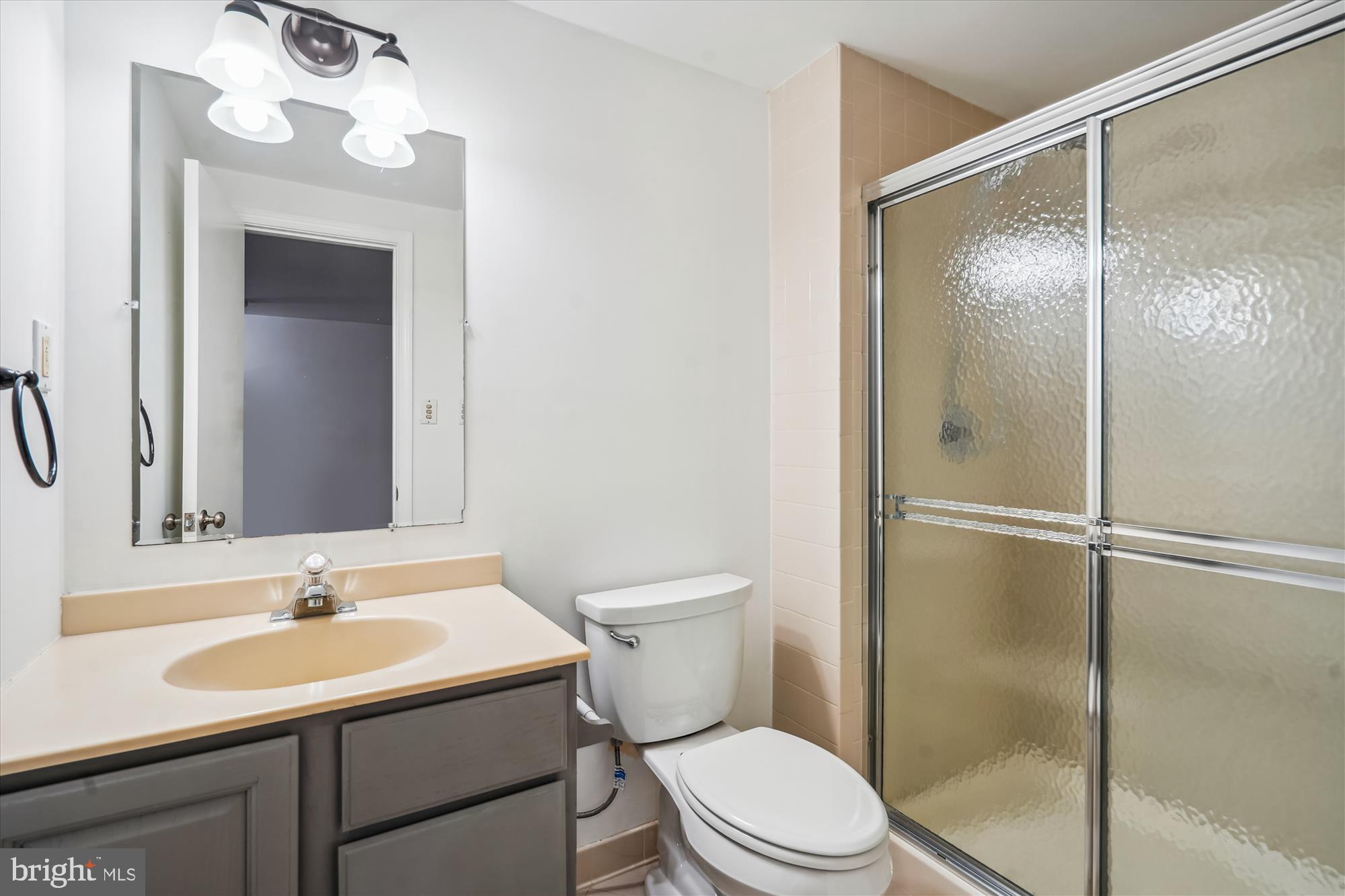 SULLY STATION - Residential