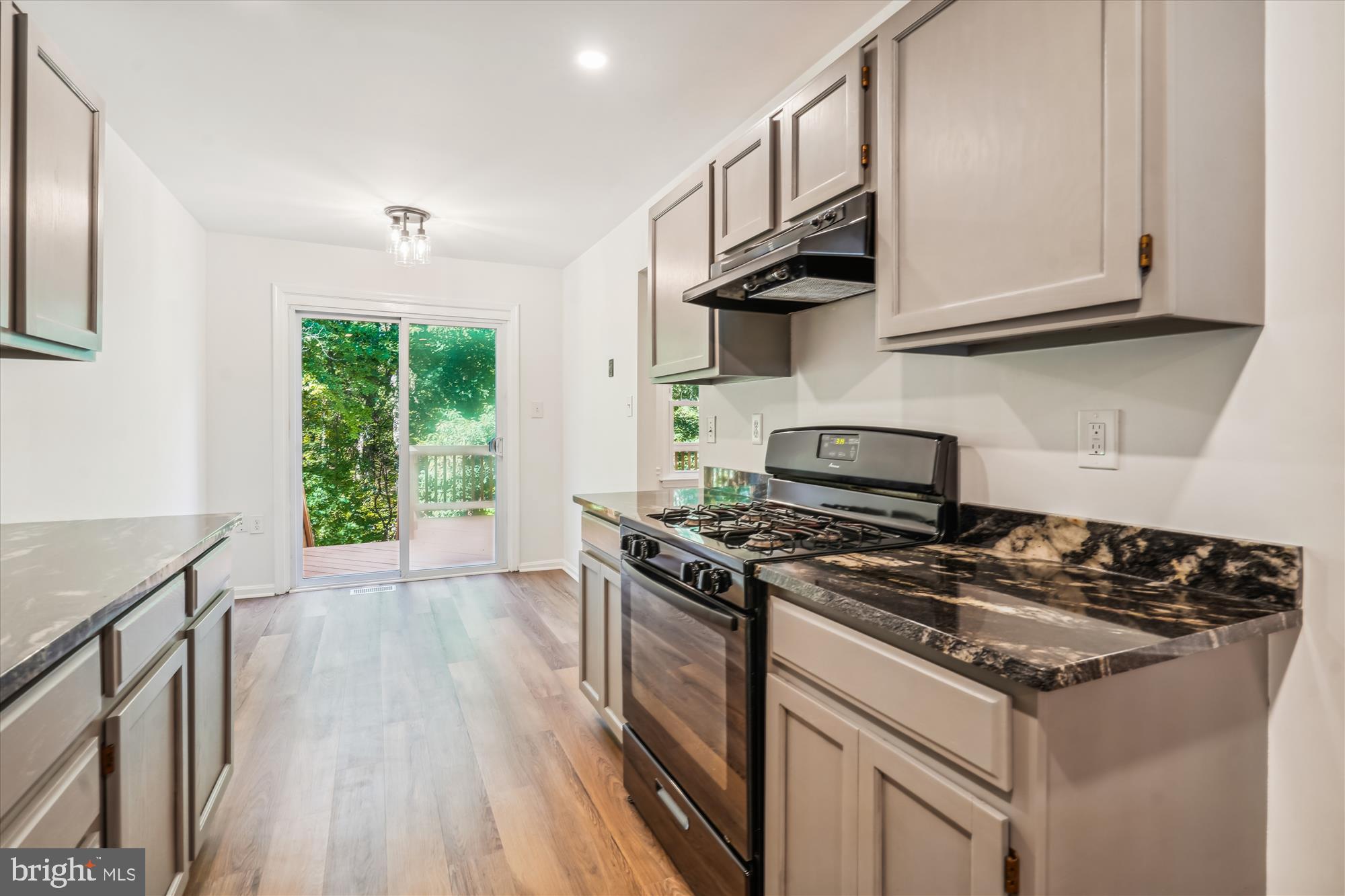 SULLY STATION - Residential