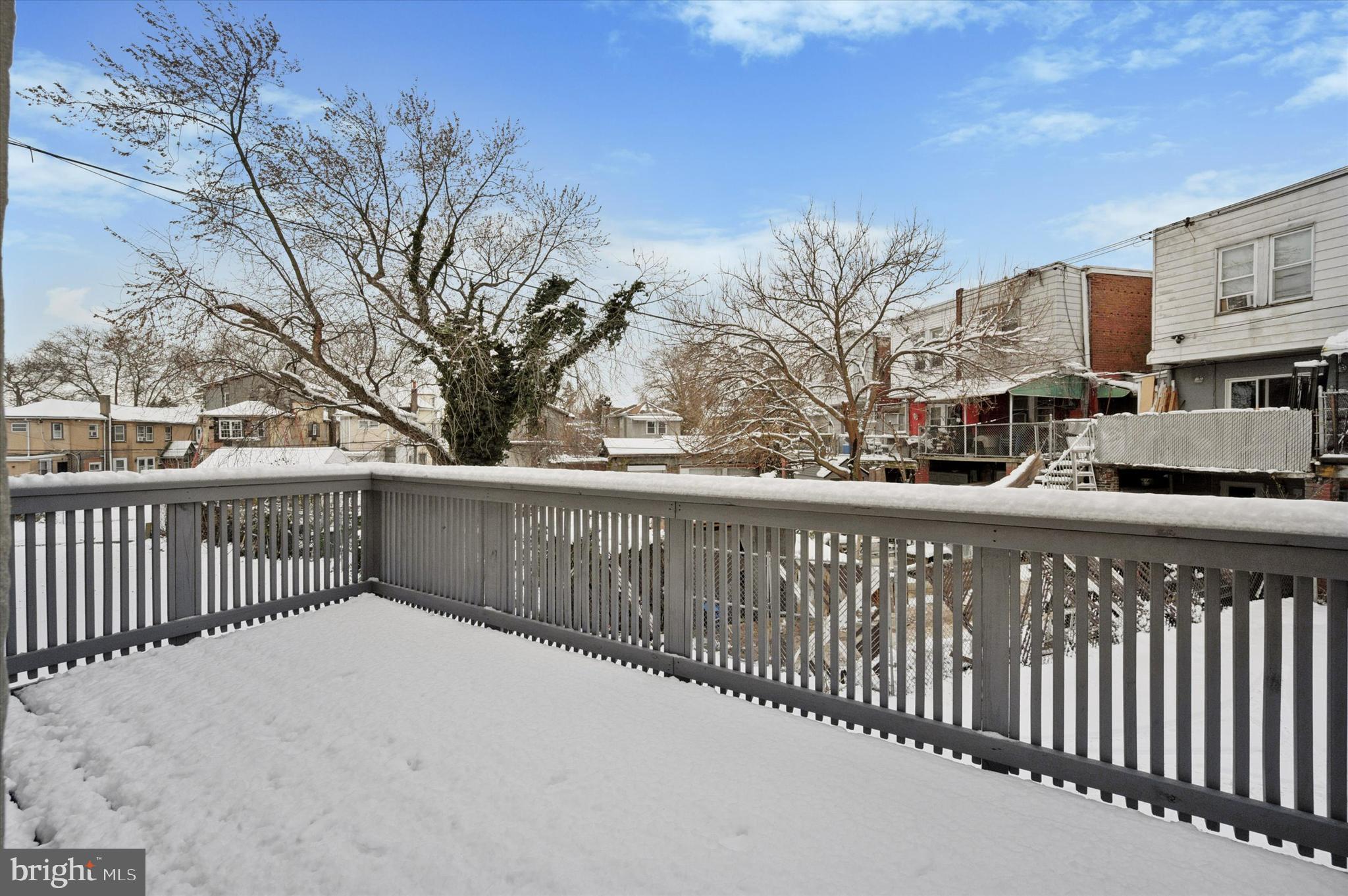 WEST OAK LANE - Residential