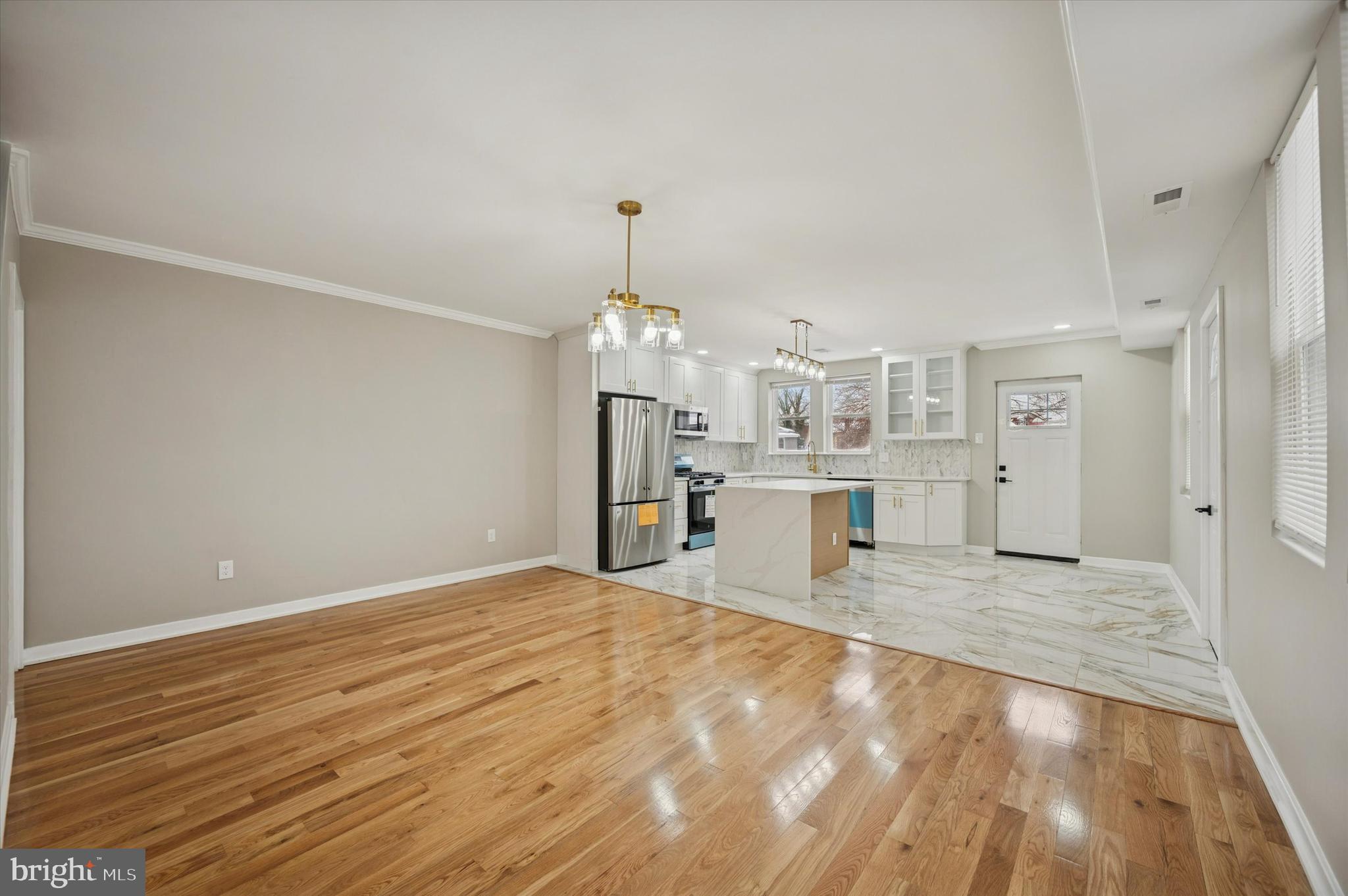 WEST OAK LANE - Residential