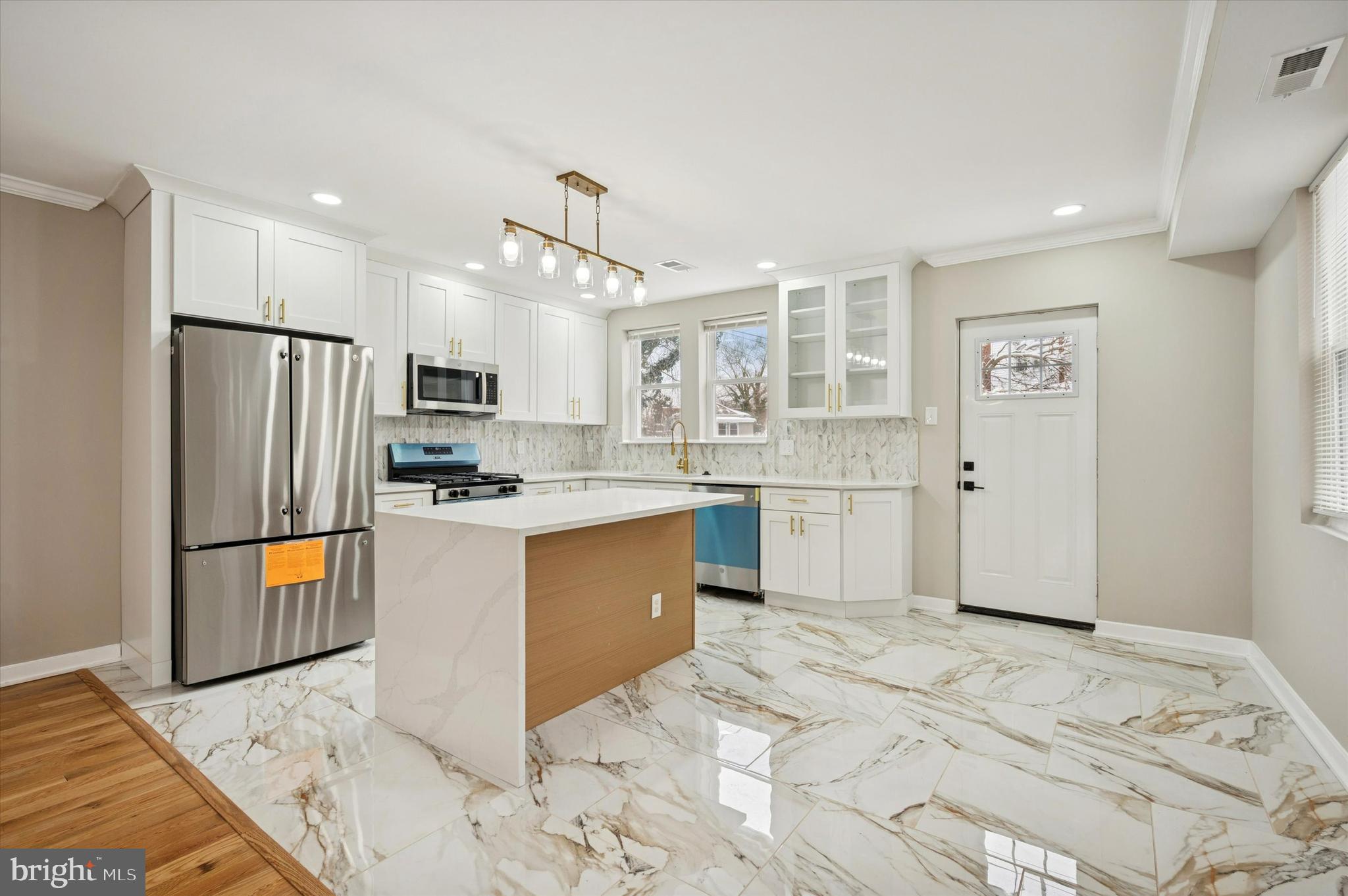 WEST OAK LANE - Residential