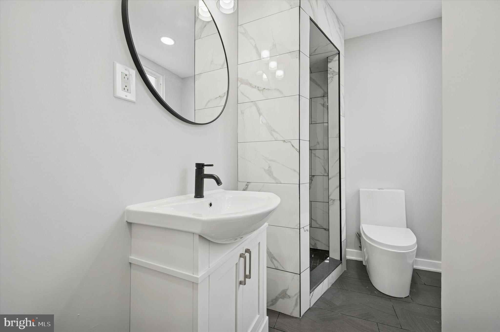 WEST OAK LANE - Residential