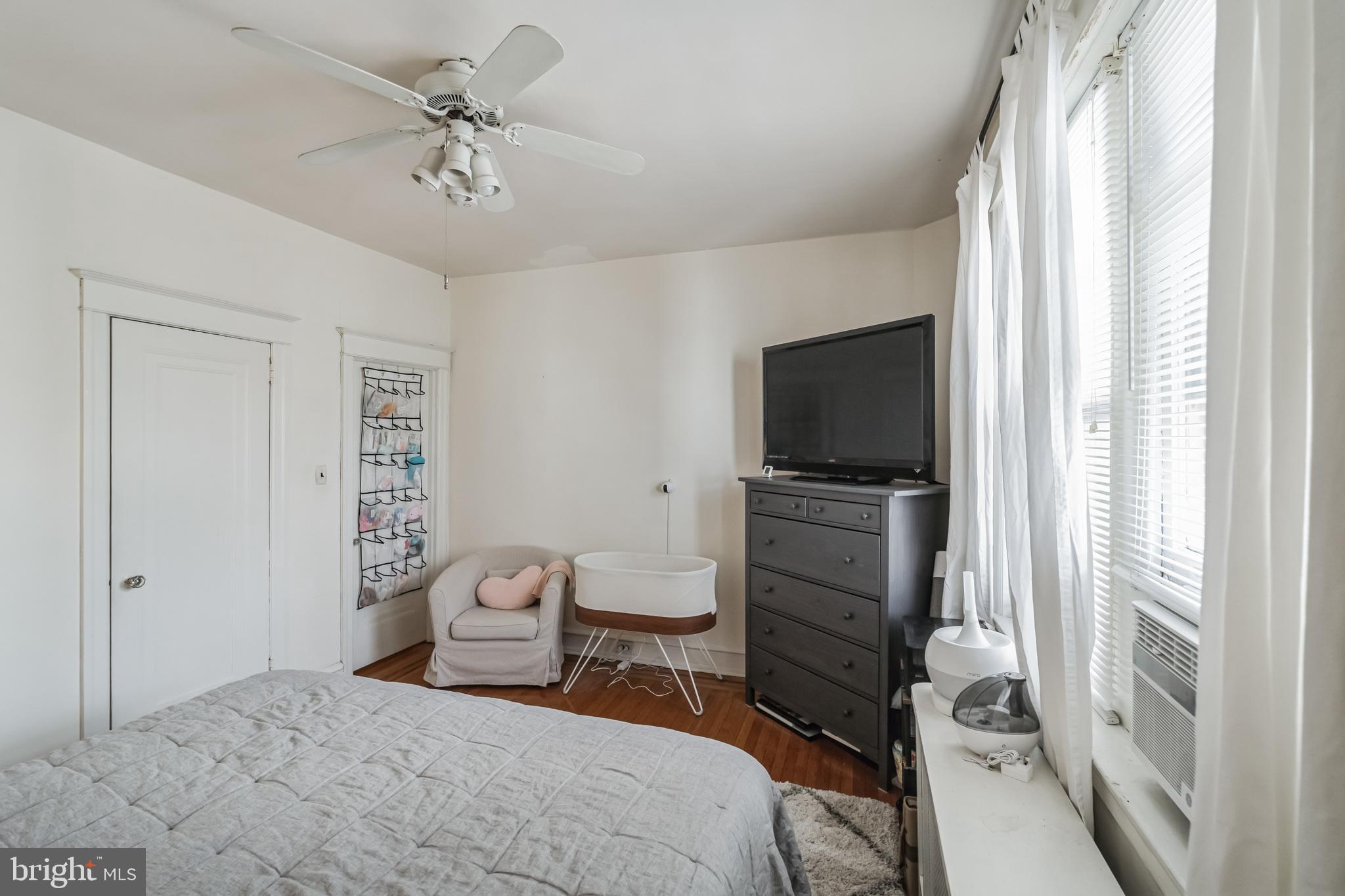 SOCIETY HILL - Residential Lease