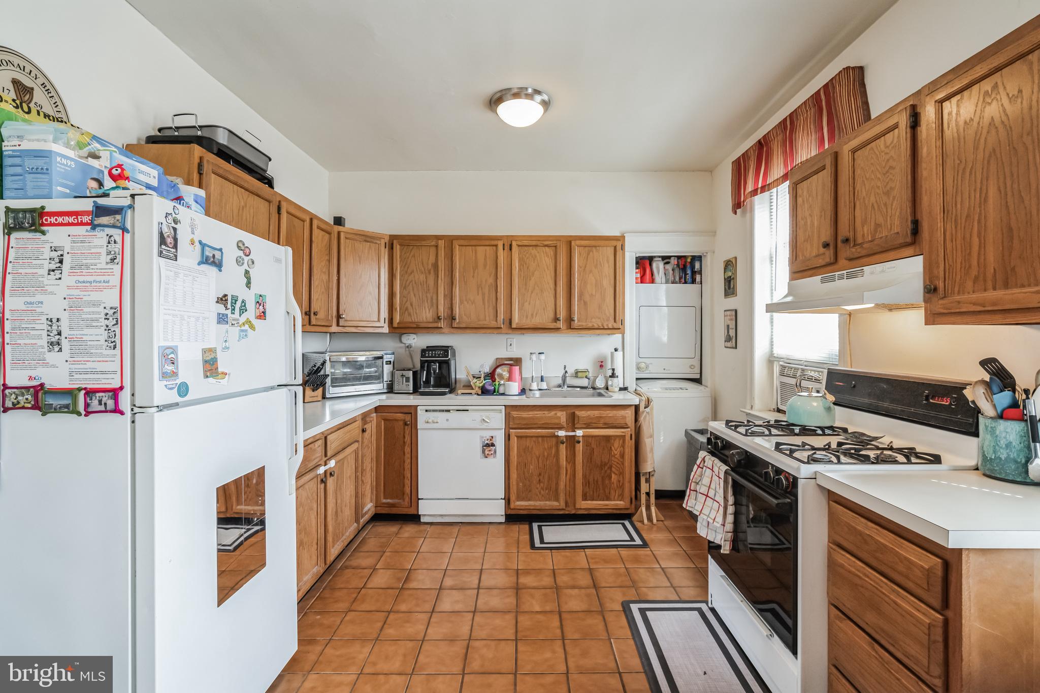 SOCIETY HILL - Residential Lease