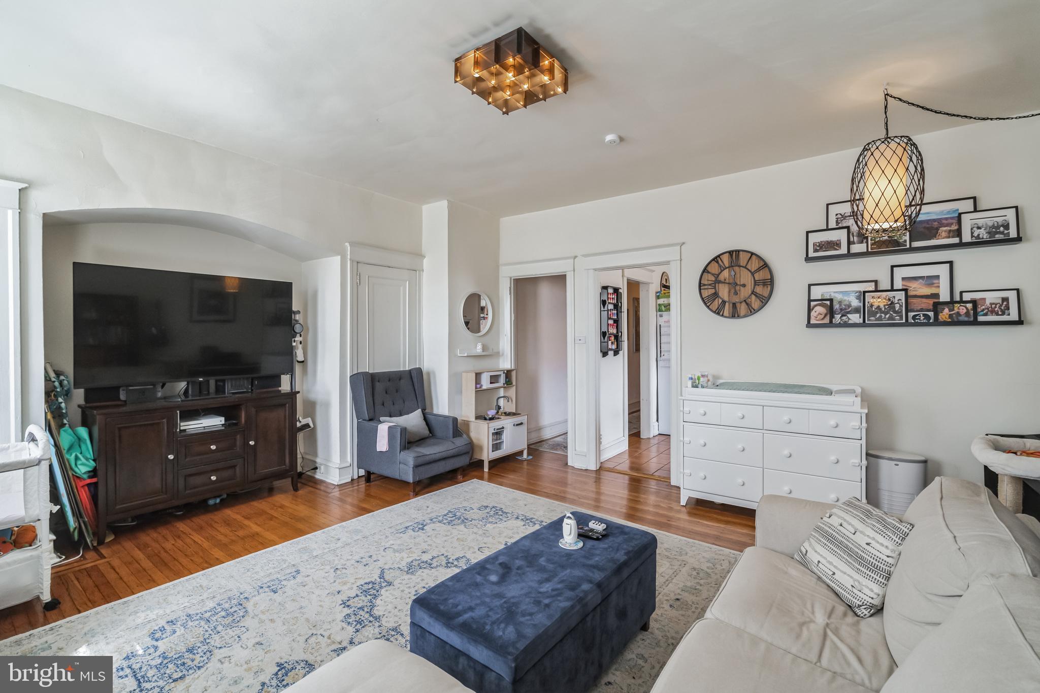 SOCIETY HILL - Residential Lease