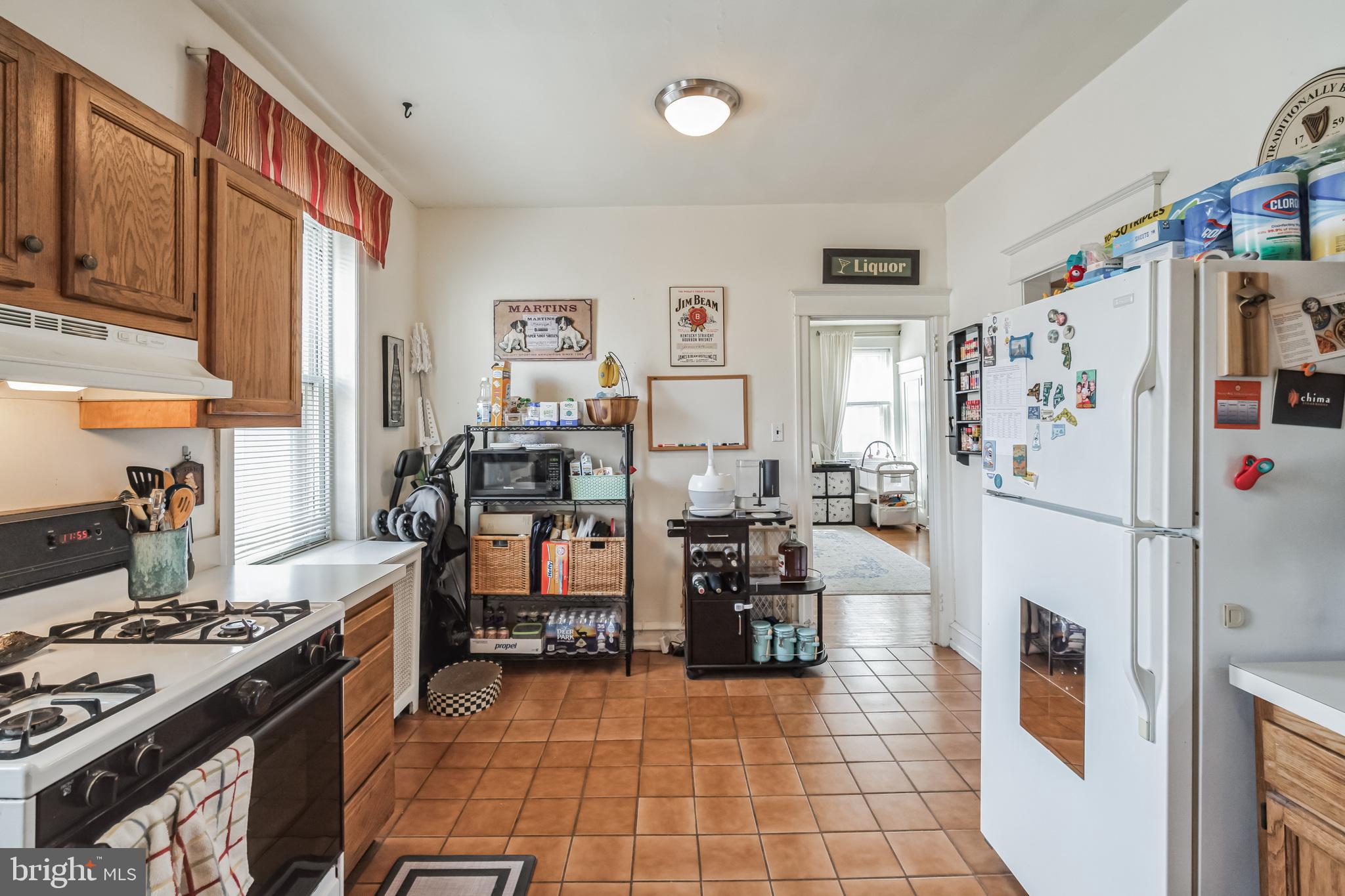 SOCIETY HILL - Residential Lease