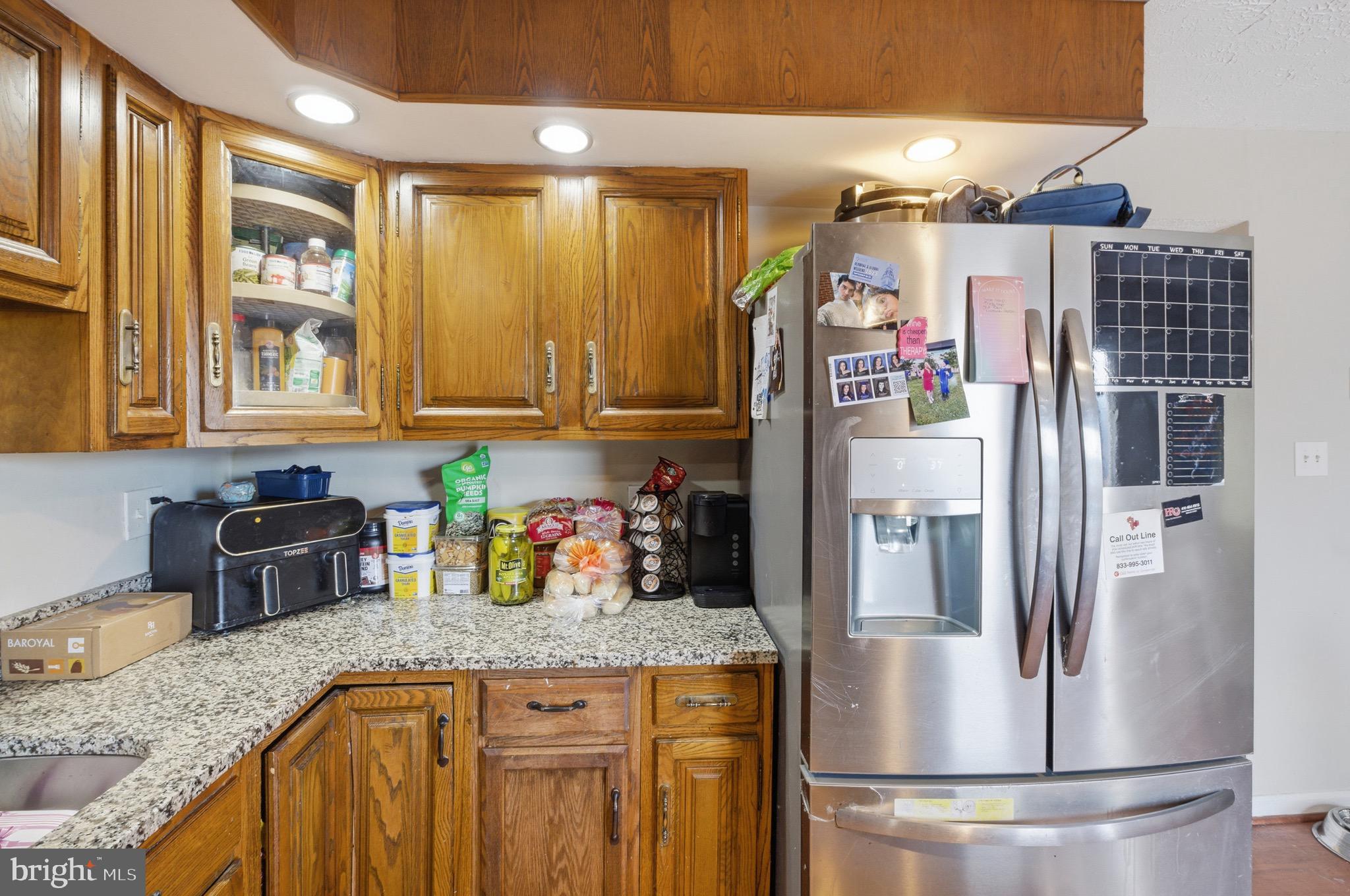 HARFORD SQUARE - Residential