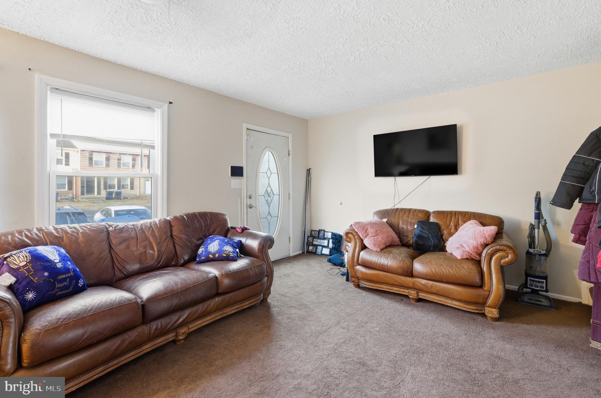 HARFORD SQUARE - Residential