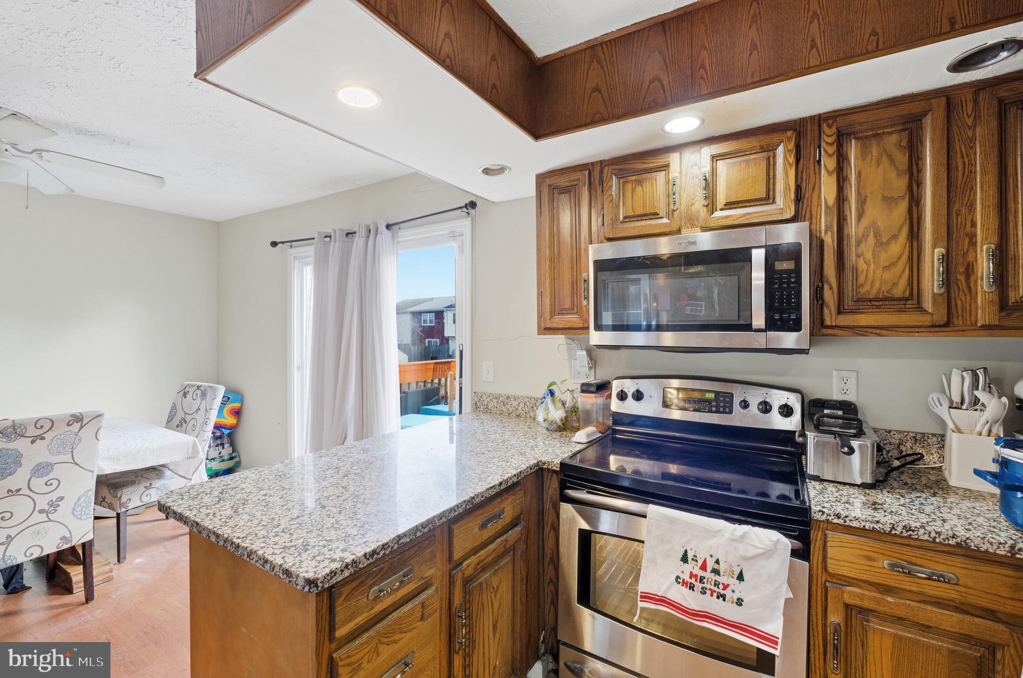 HARFORD SQUARE - Residential