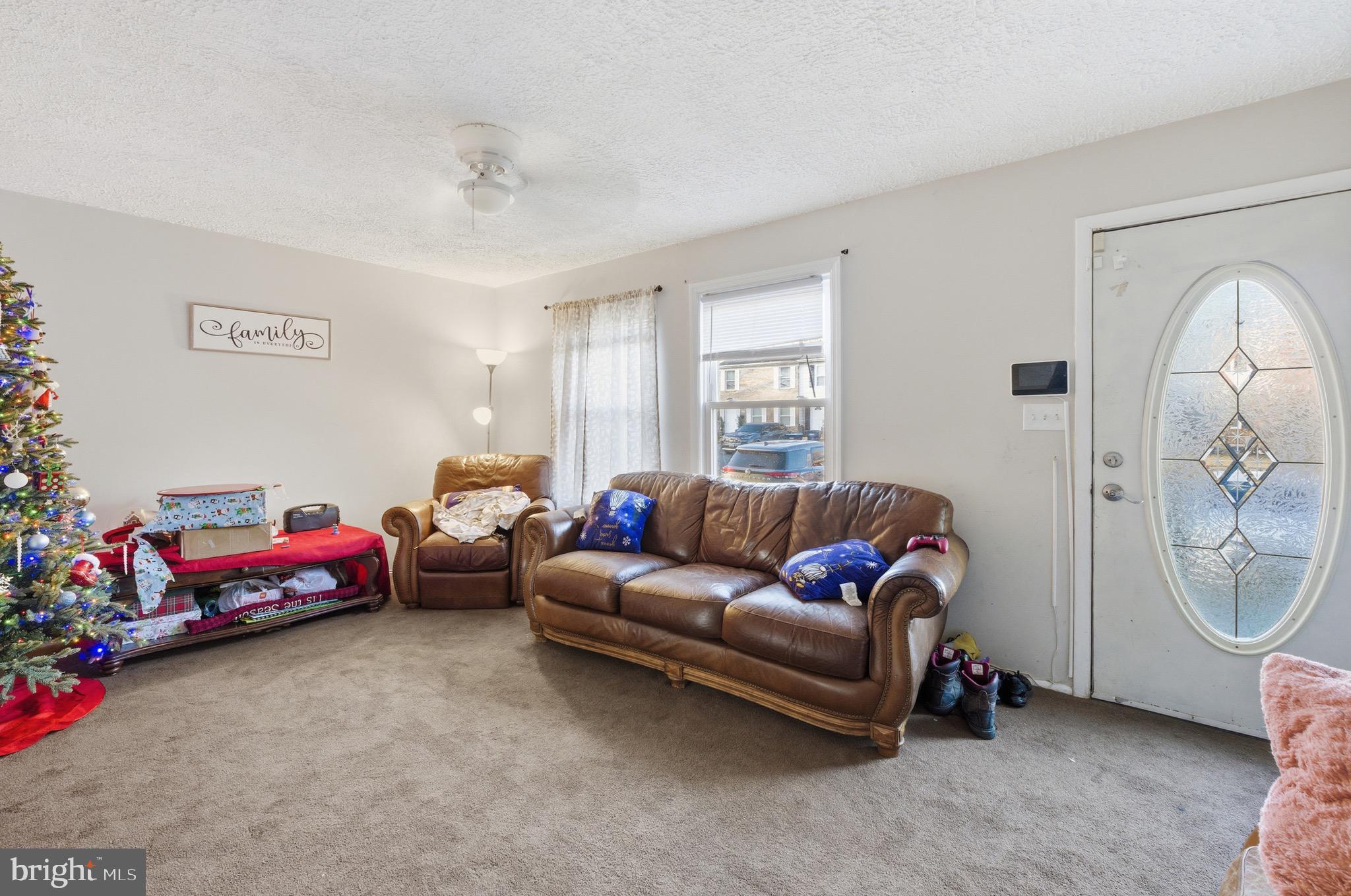 HARFORD SQUARE - Residential