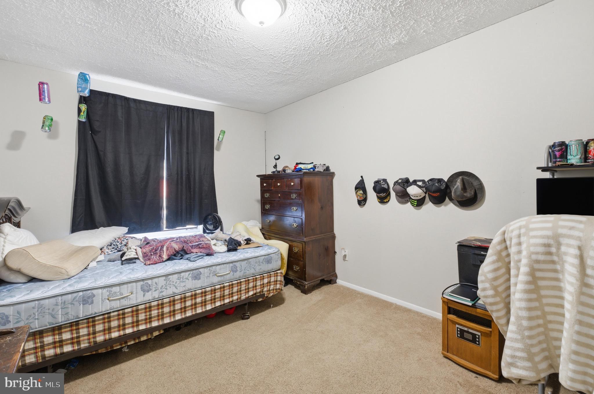 HARFORD SQUARE - Residential