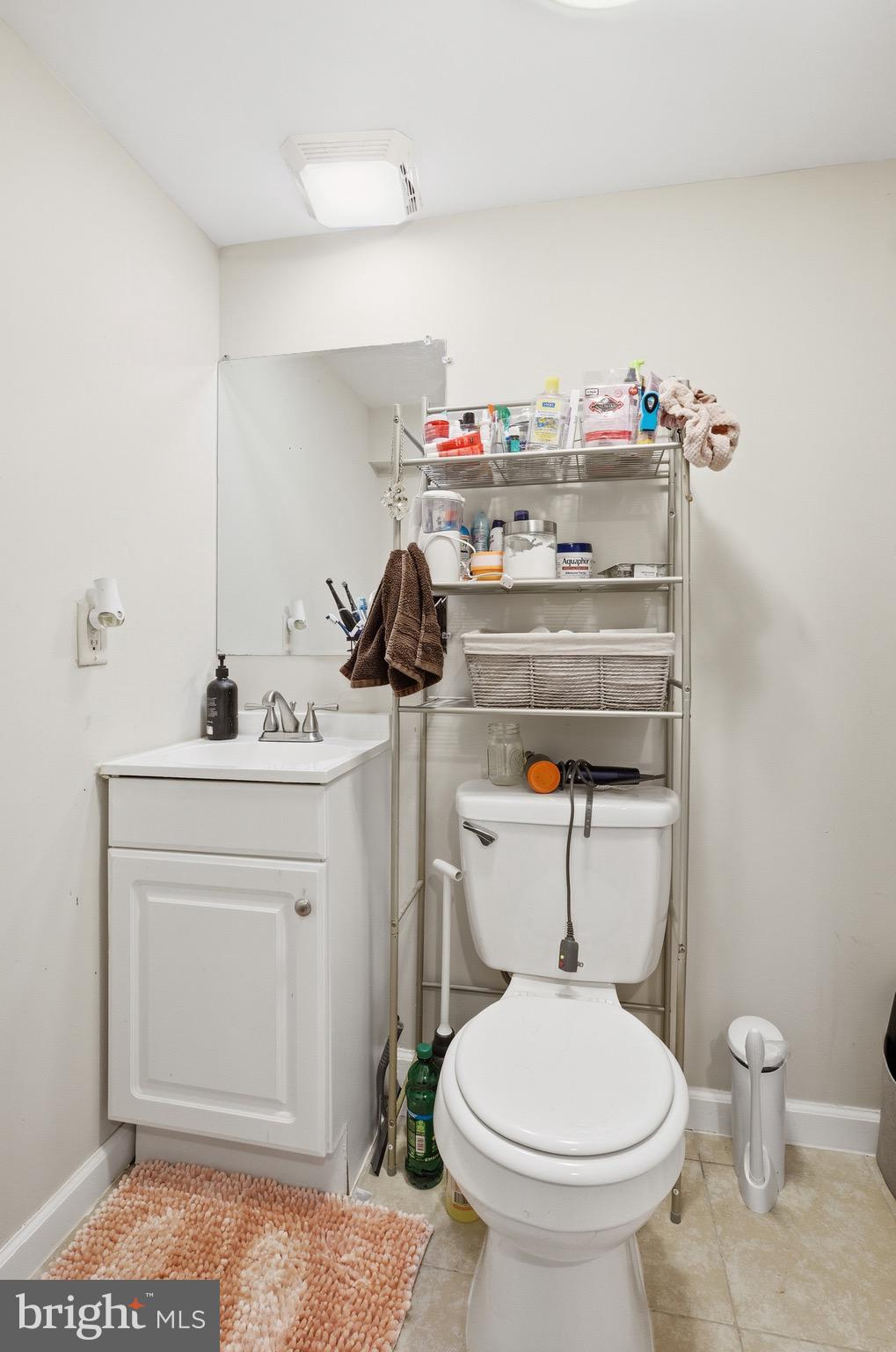 HARFORD SQUARE - Residential