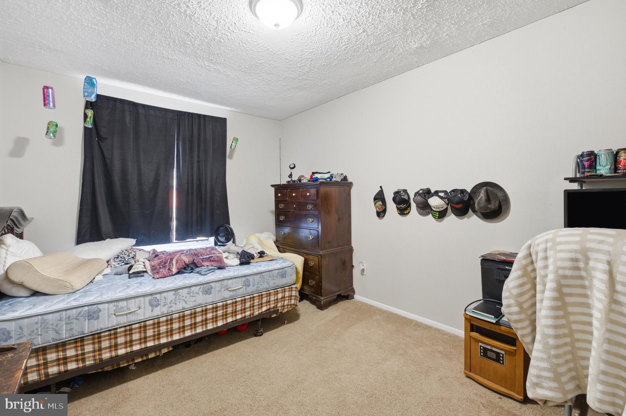 HARFORD SQUARE - Residential