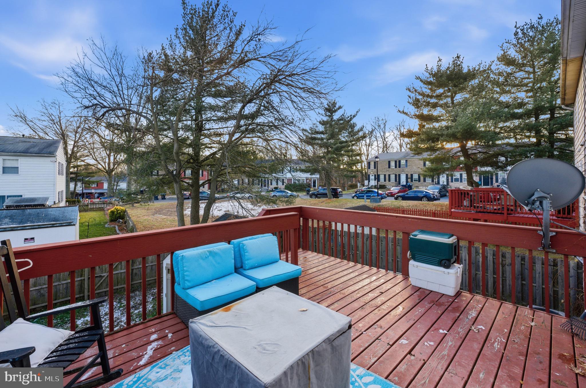 HARFORD SQUARE - Residential