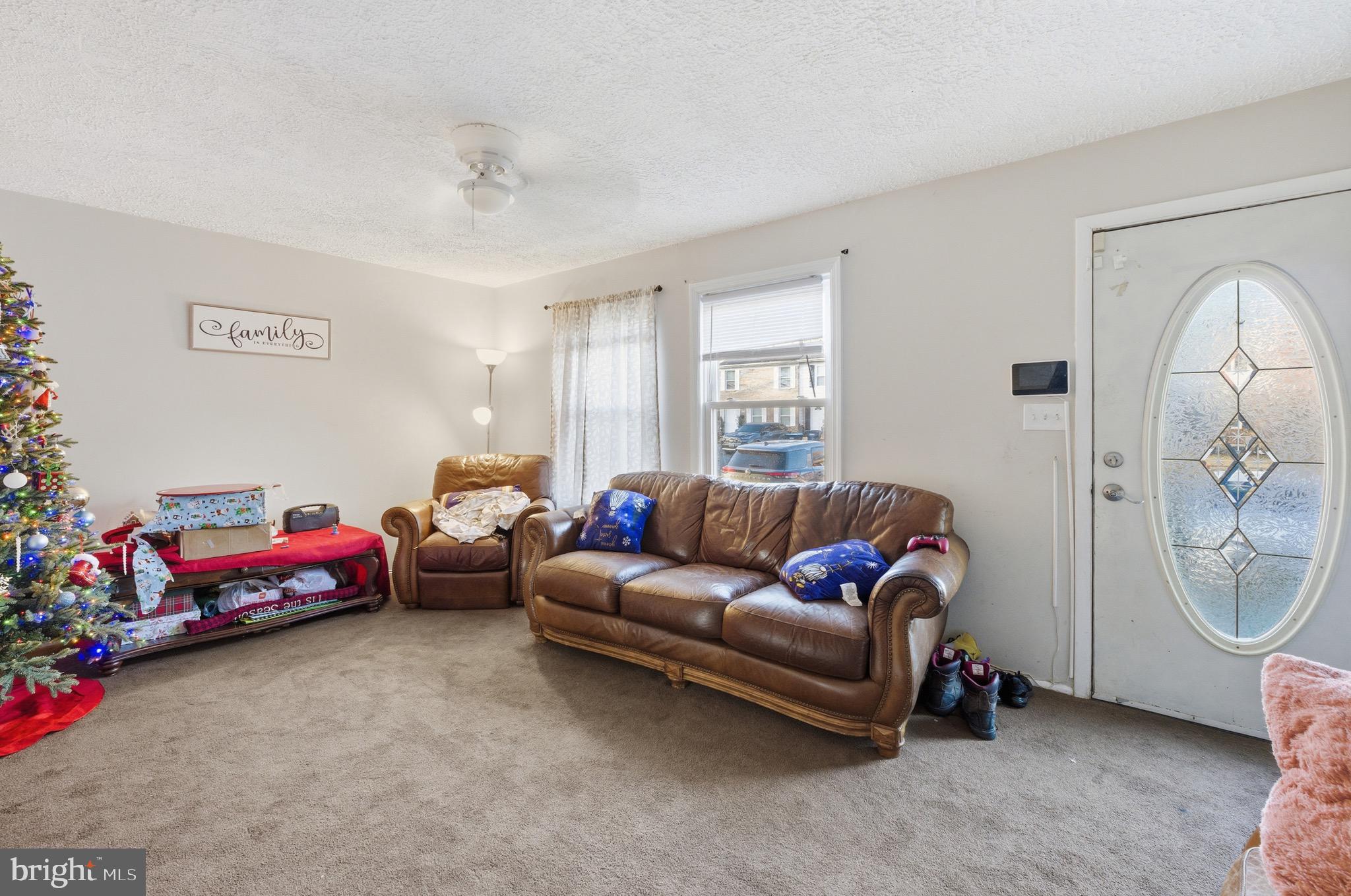 HARFORD SQUARE - Residential