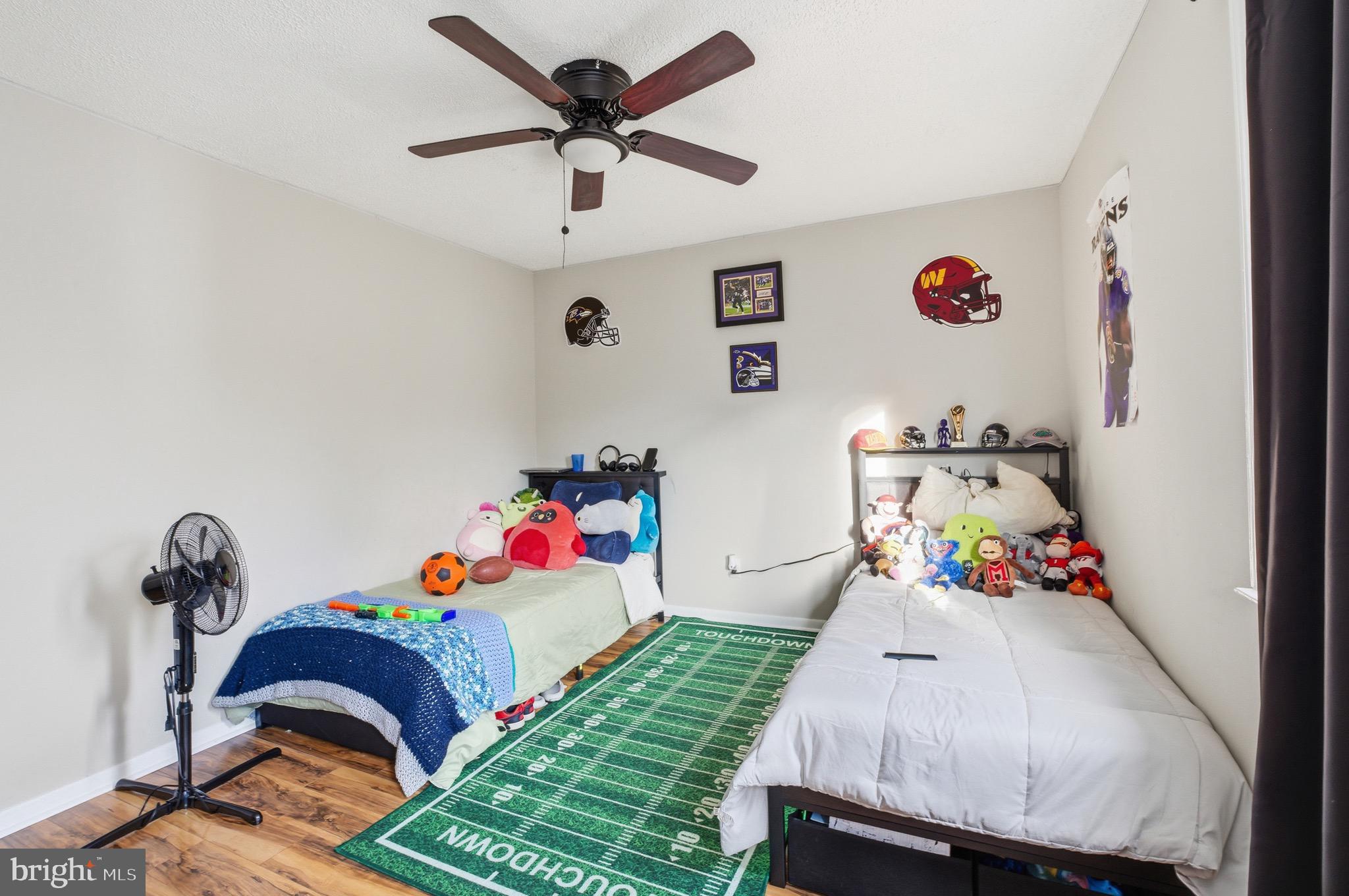 HARFORD SQUARE - Residential