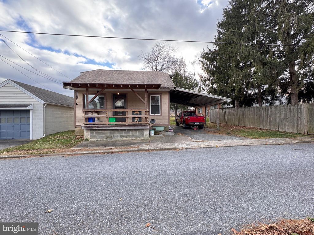 Photo of 1615 Martins Lane, BETHLEHEM, PA 18018 (MLS # PALH2014068)