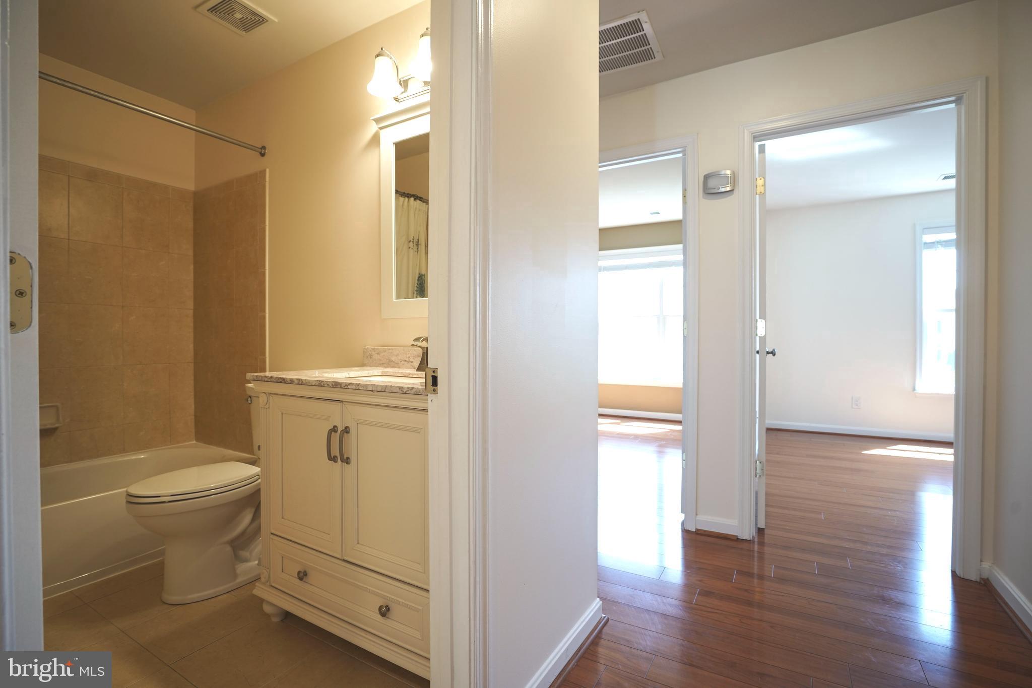 FAIRCREST - Residential Lease