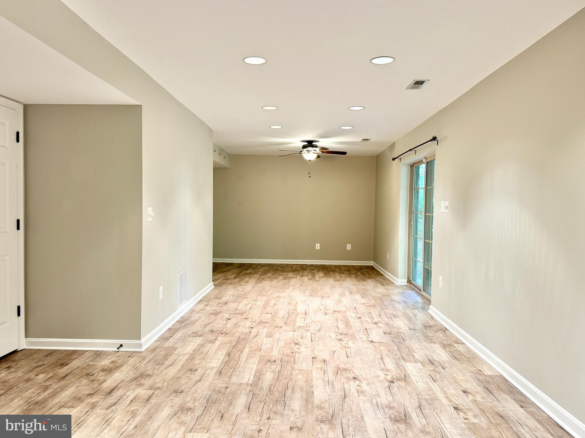 MONTCLAIR - Residential Lease