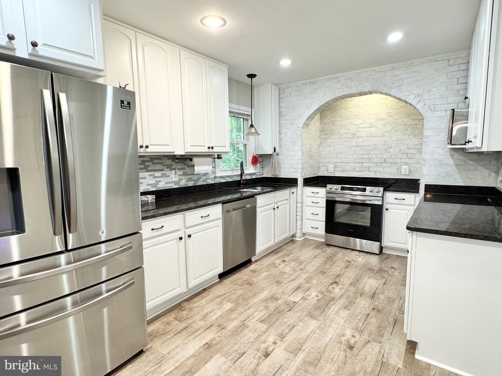 MONTCLAIR - Residential Lease