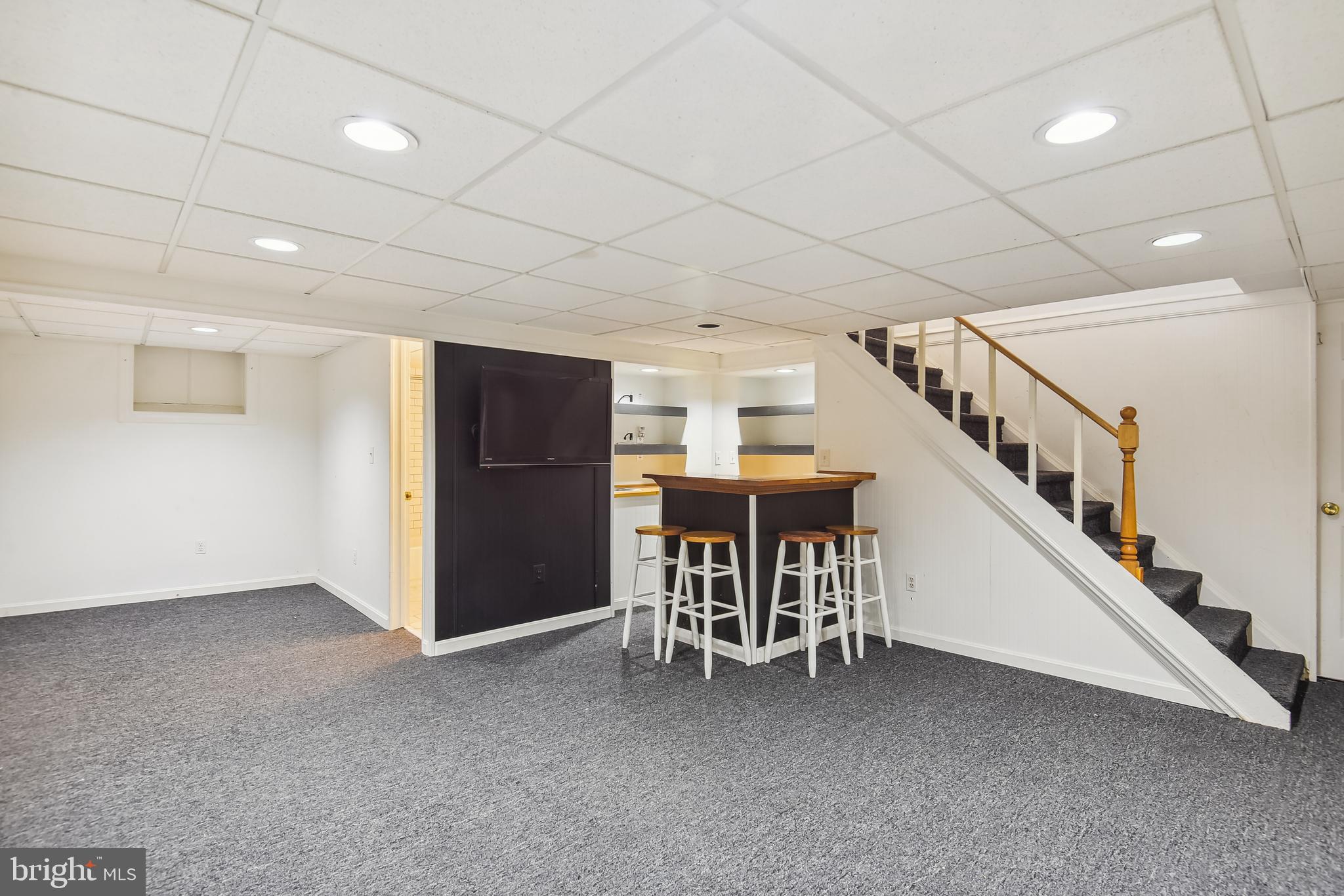 CLAREMONT - Residential Lease