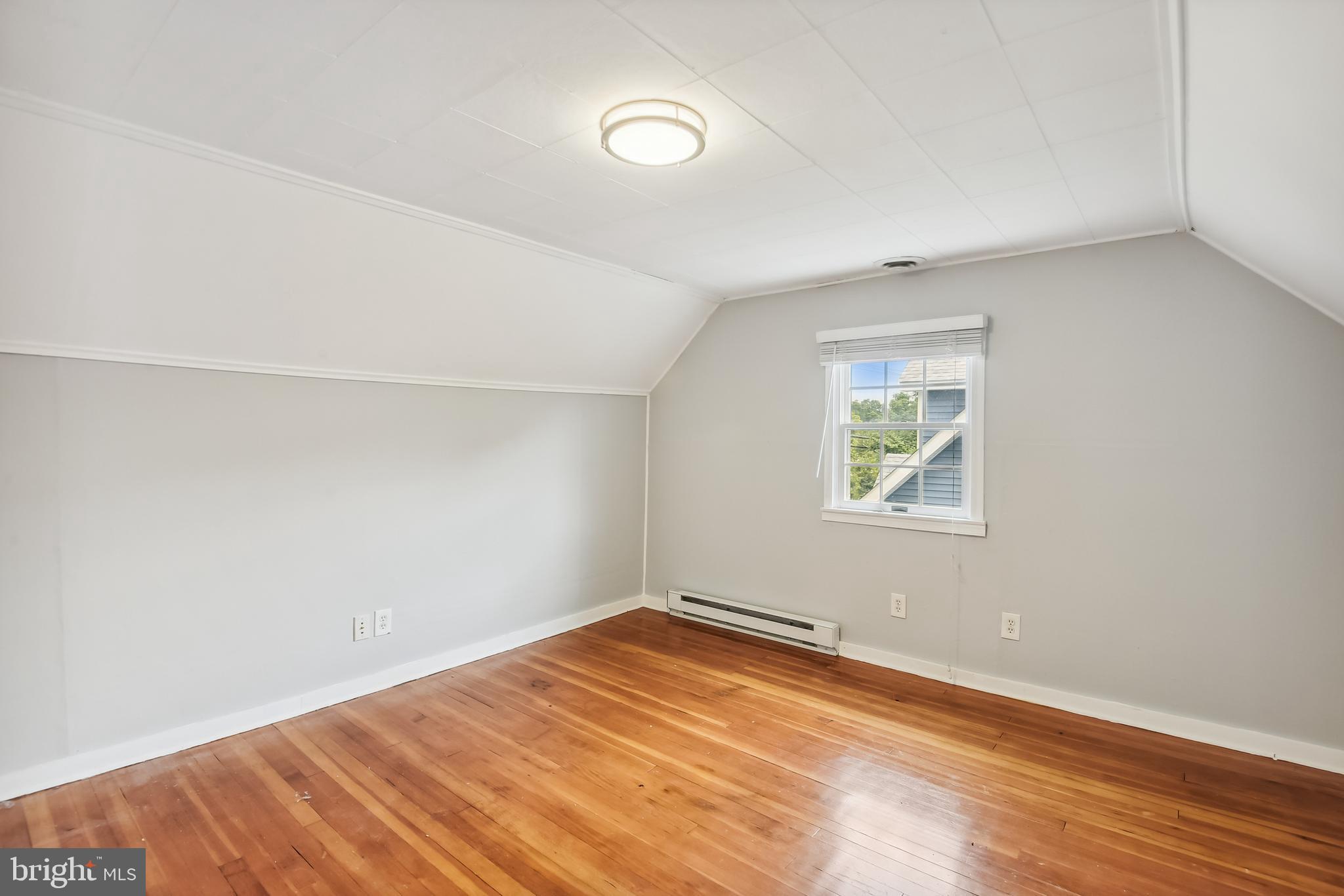 CLAREMONT - Residential Lease