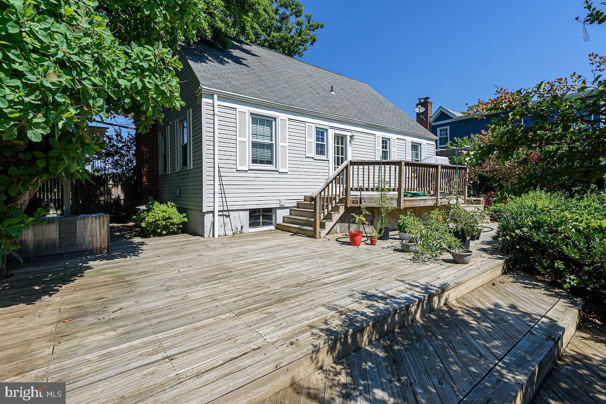 CLAREMONT - Residential Lease